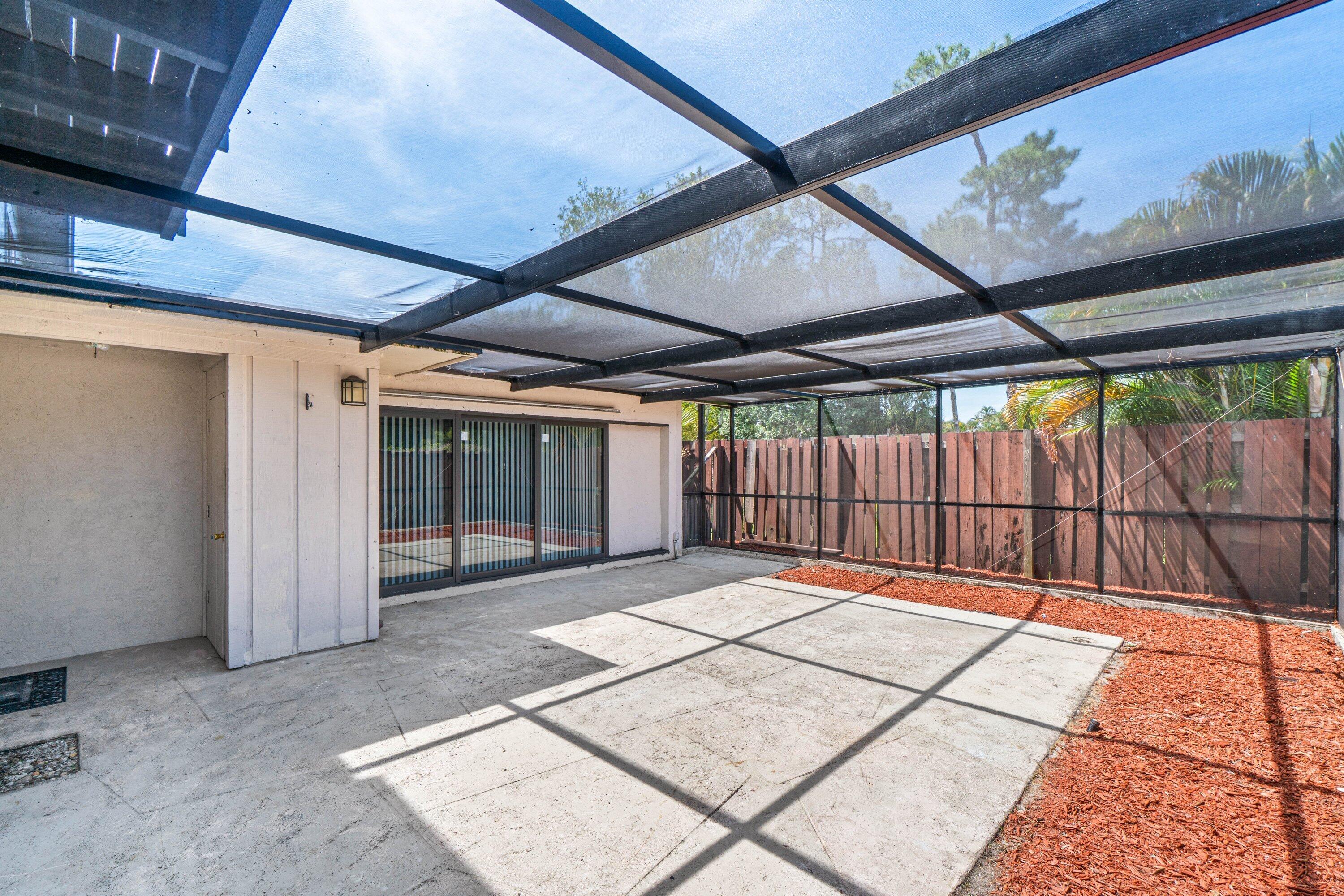 COUNTRY AS - Residential