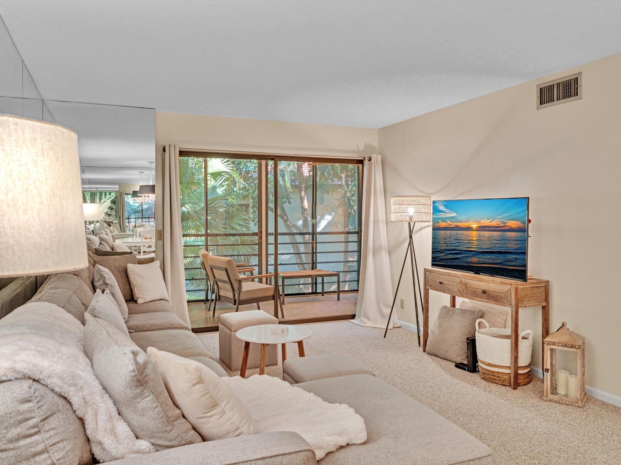LAKESIDE CONDO 3 OF BANYAN SPRINGS - Residential