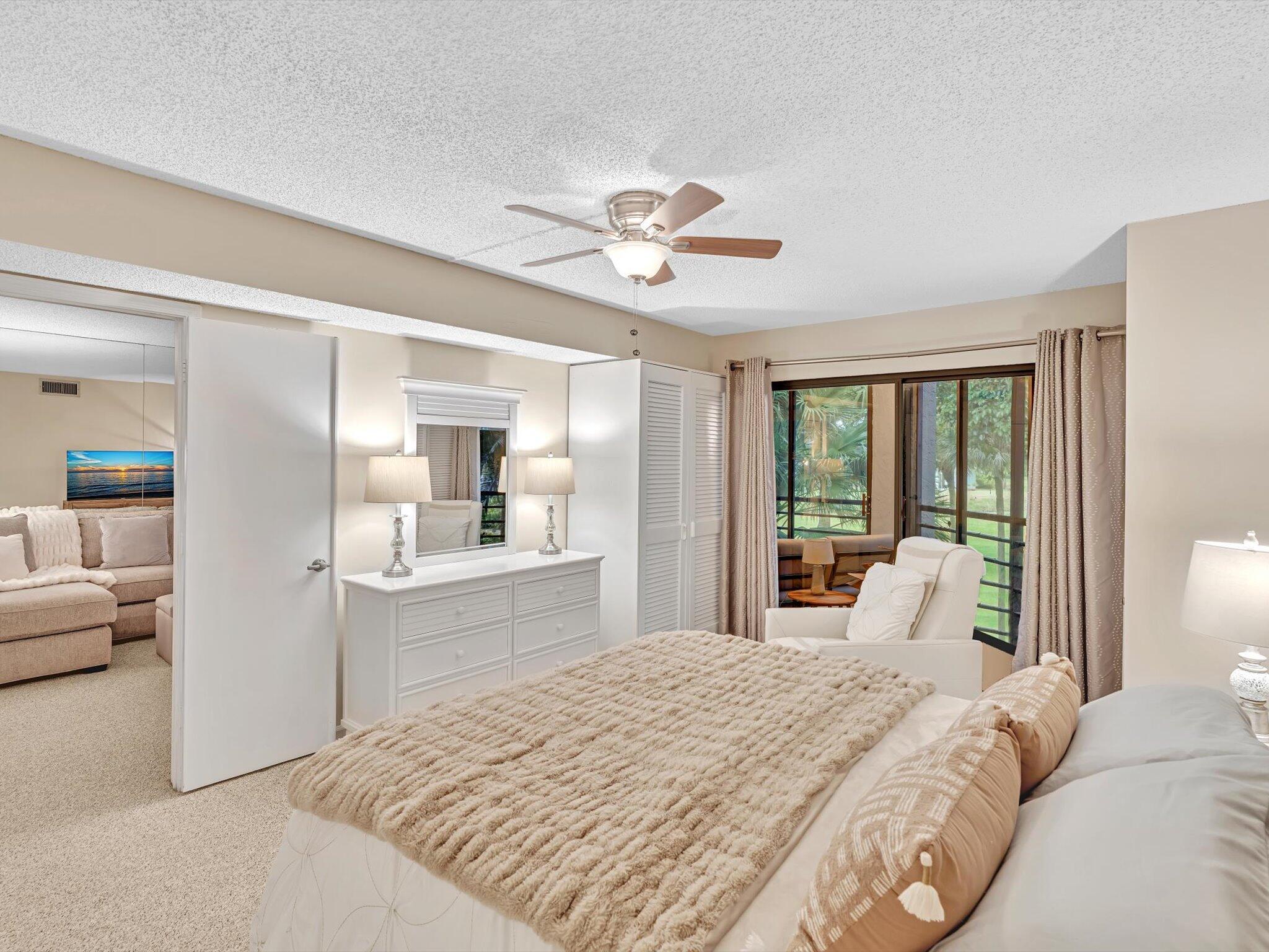 LAKESIDE CONDO 3 OF BANYAN SPRINGS - Residential