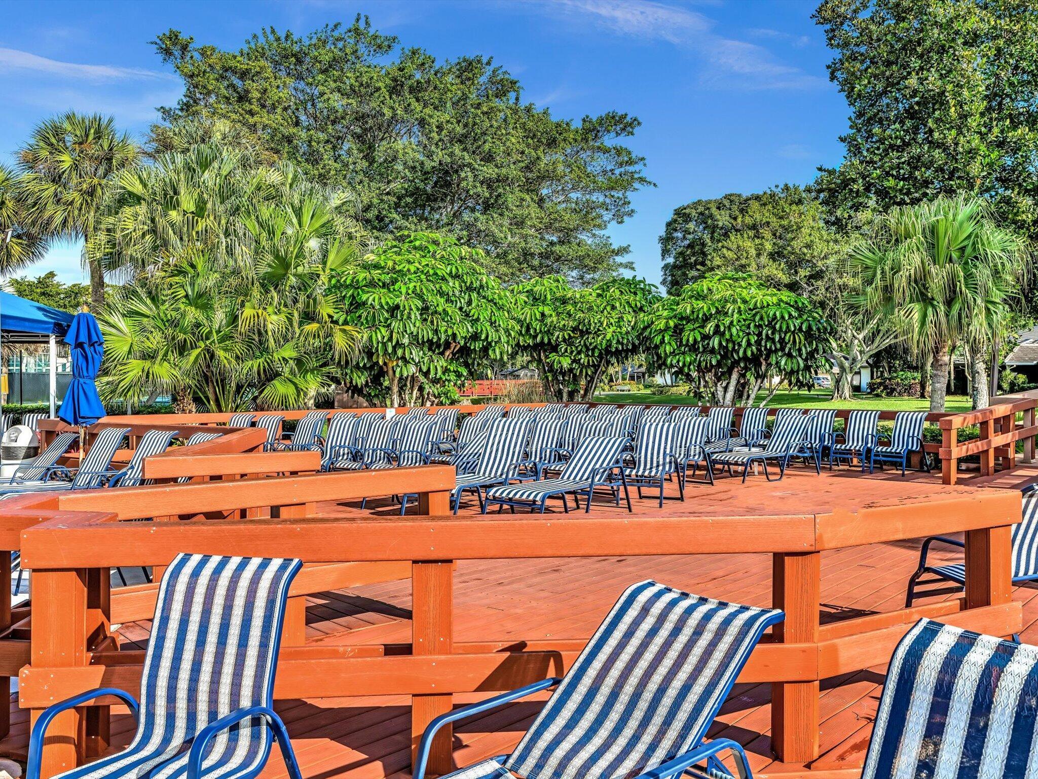 LAKESIDE CONDO 3 OF BANYAN SPRINGS - Residential