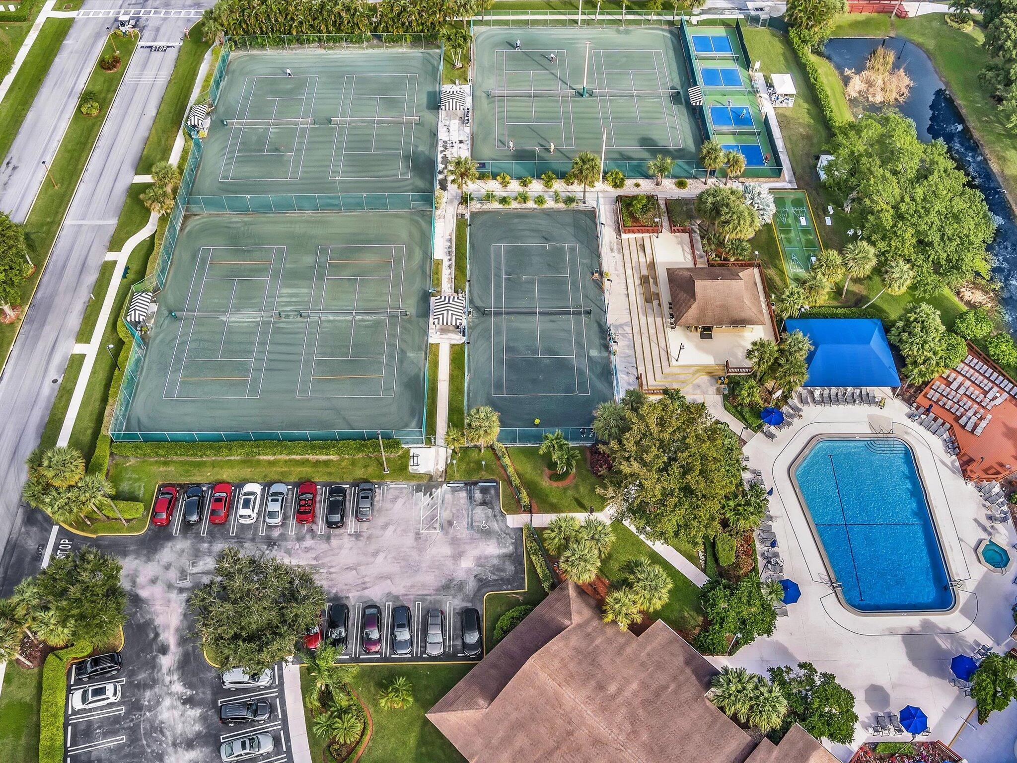 LAKESIDE CONDO 3 OF BANYAN SPRINGS - Residential