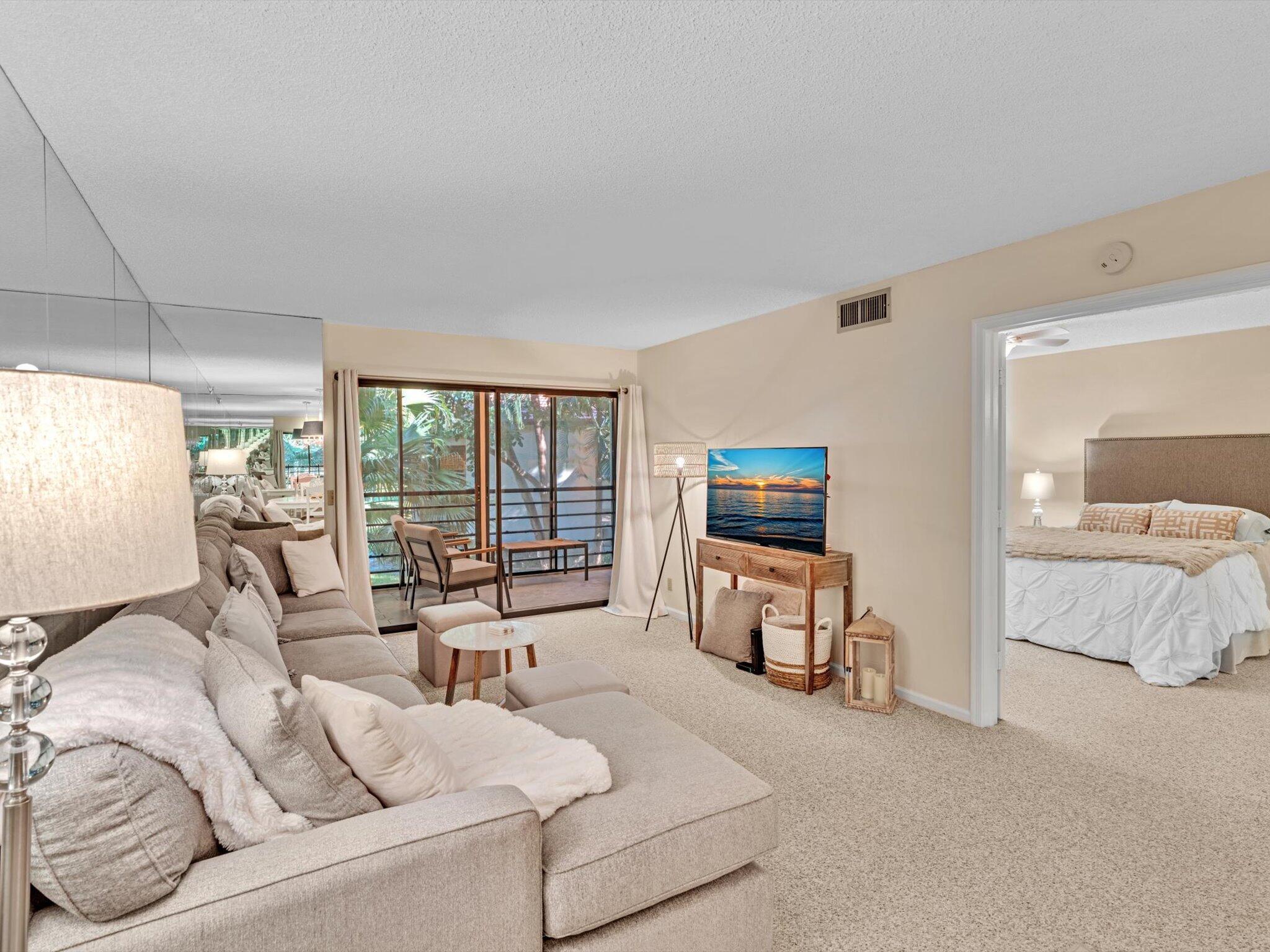 LAKESIDE CONDO 3 OF BANYAN SPRINGS - Residential