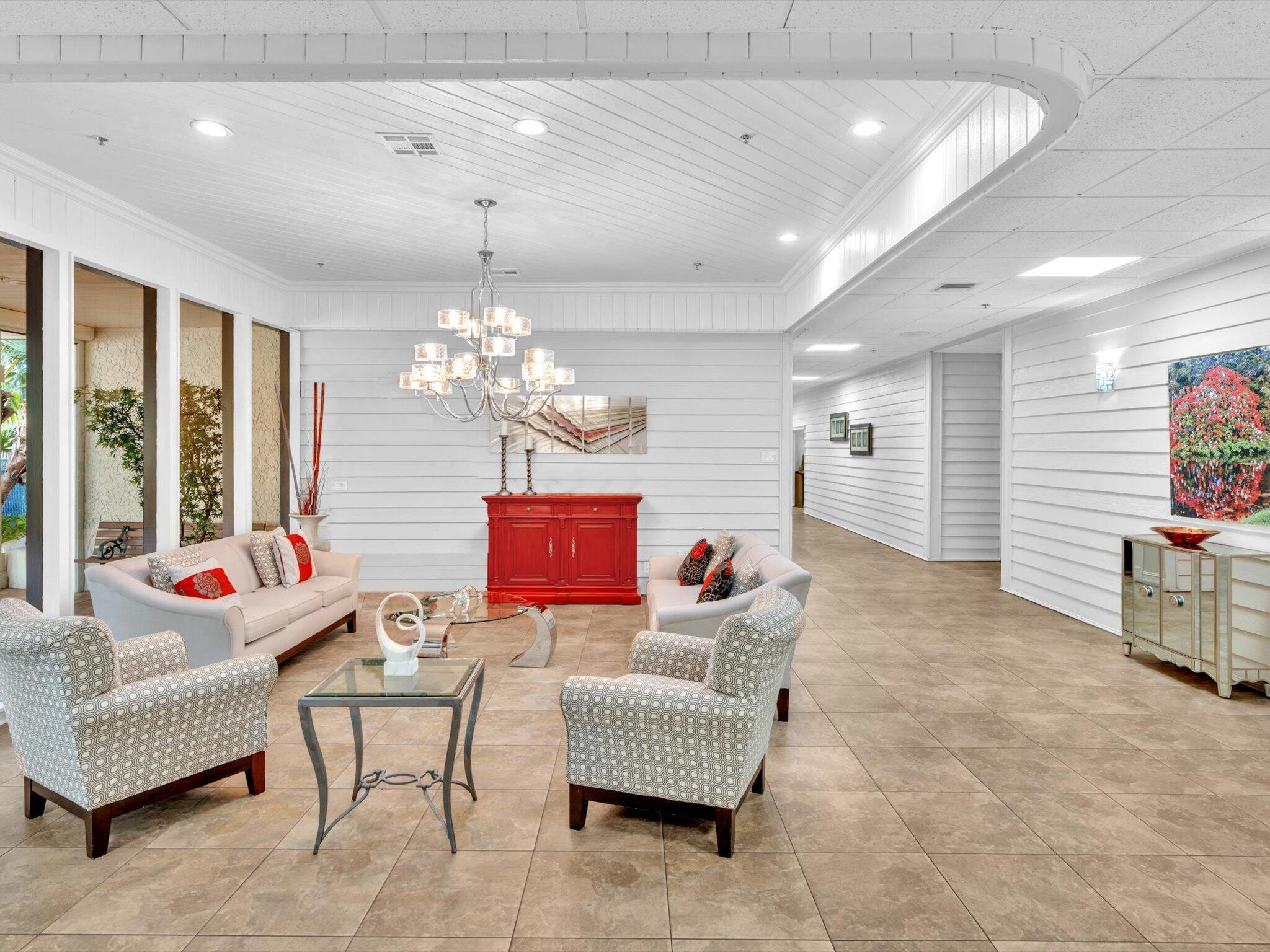 LAKESIDE CONDO 3 OF BANYAN SPRINGS - Residential