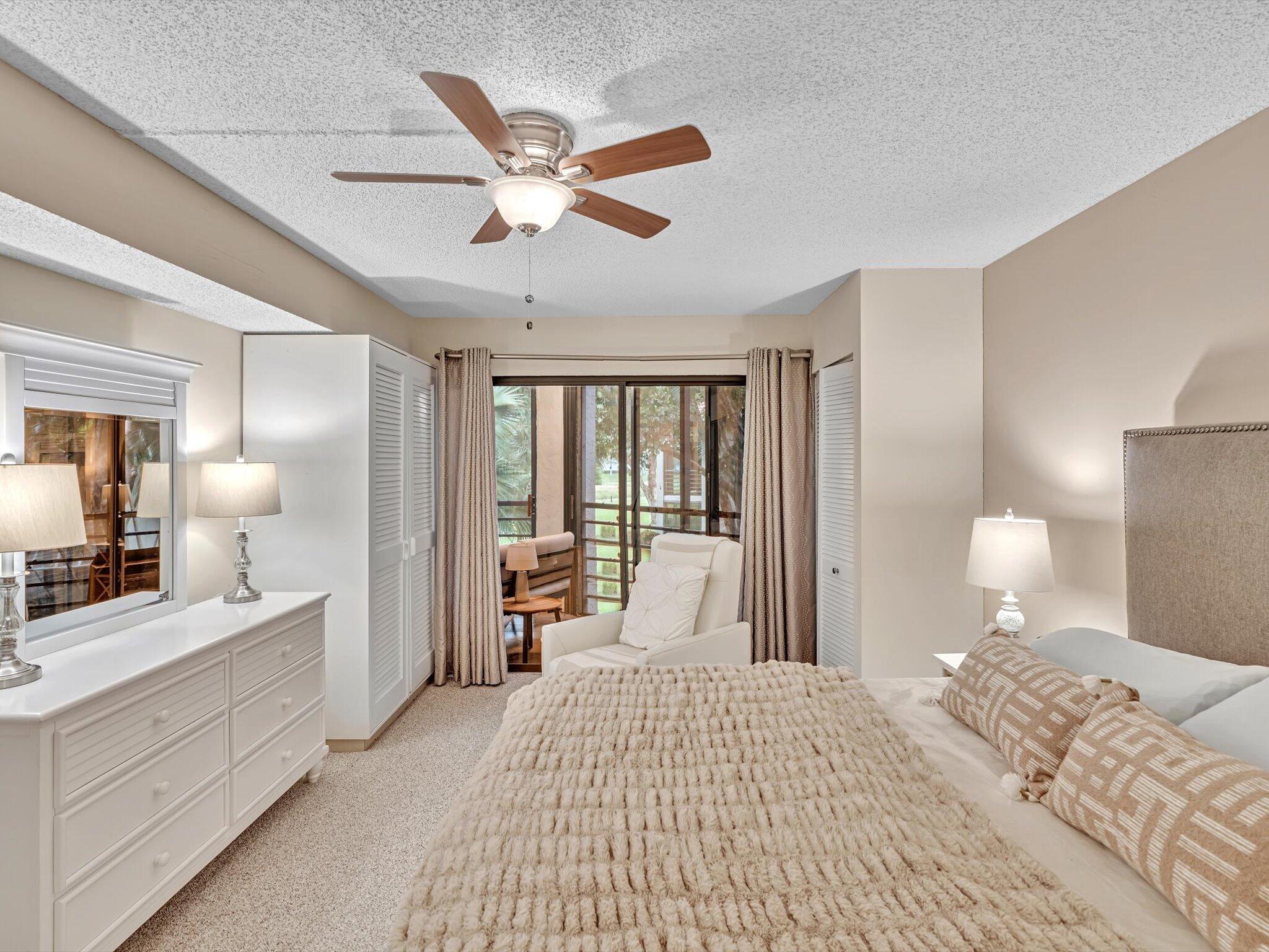 LAKESIDE CONDO 3 OF BANYAN SPRINGS - Residential