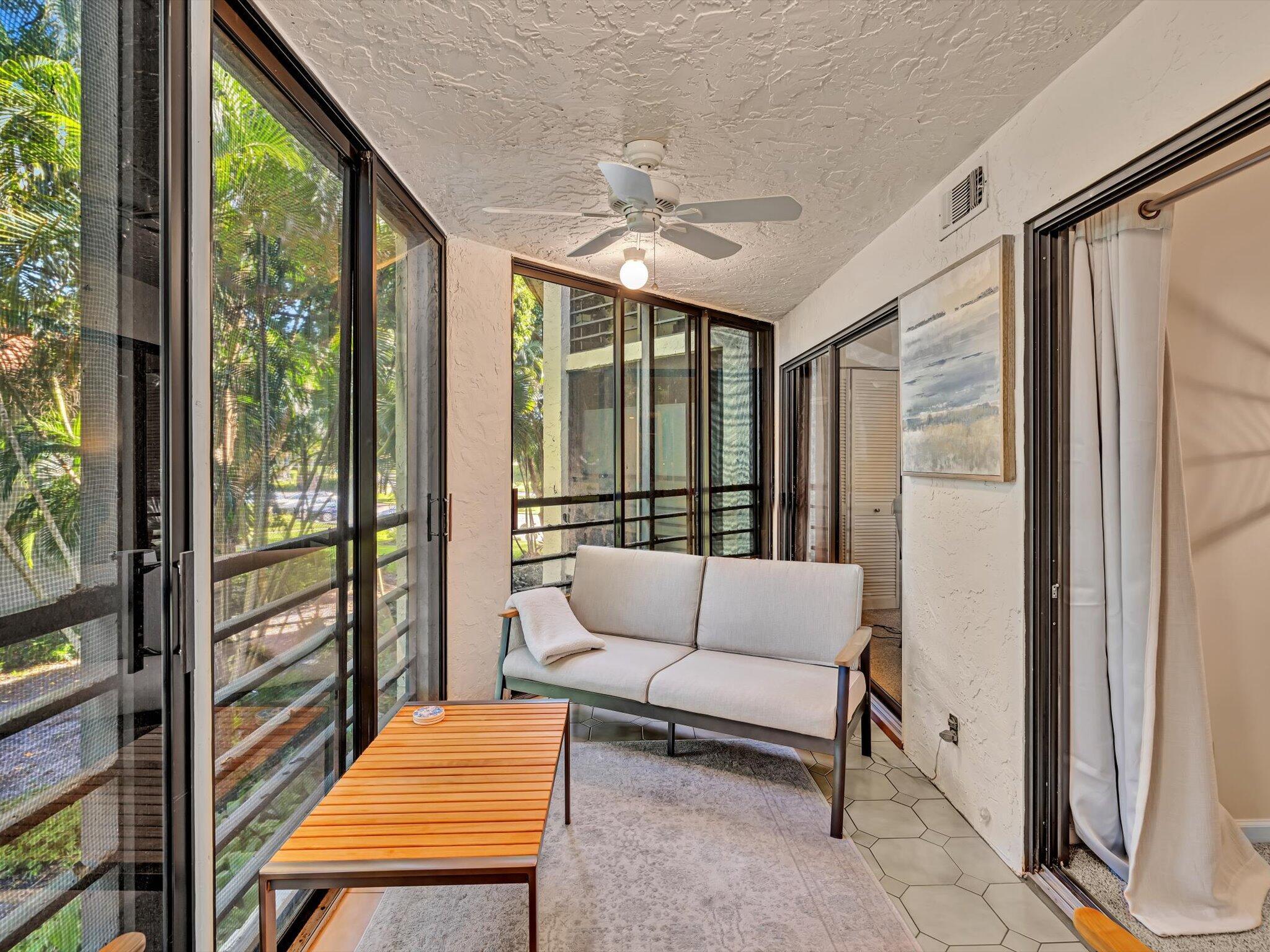 LAKESIDE CONDO 3 OF BANYAN SPRINGS - Residential