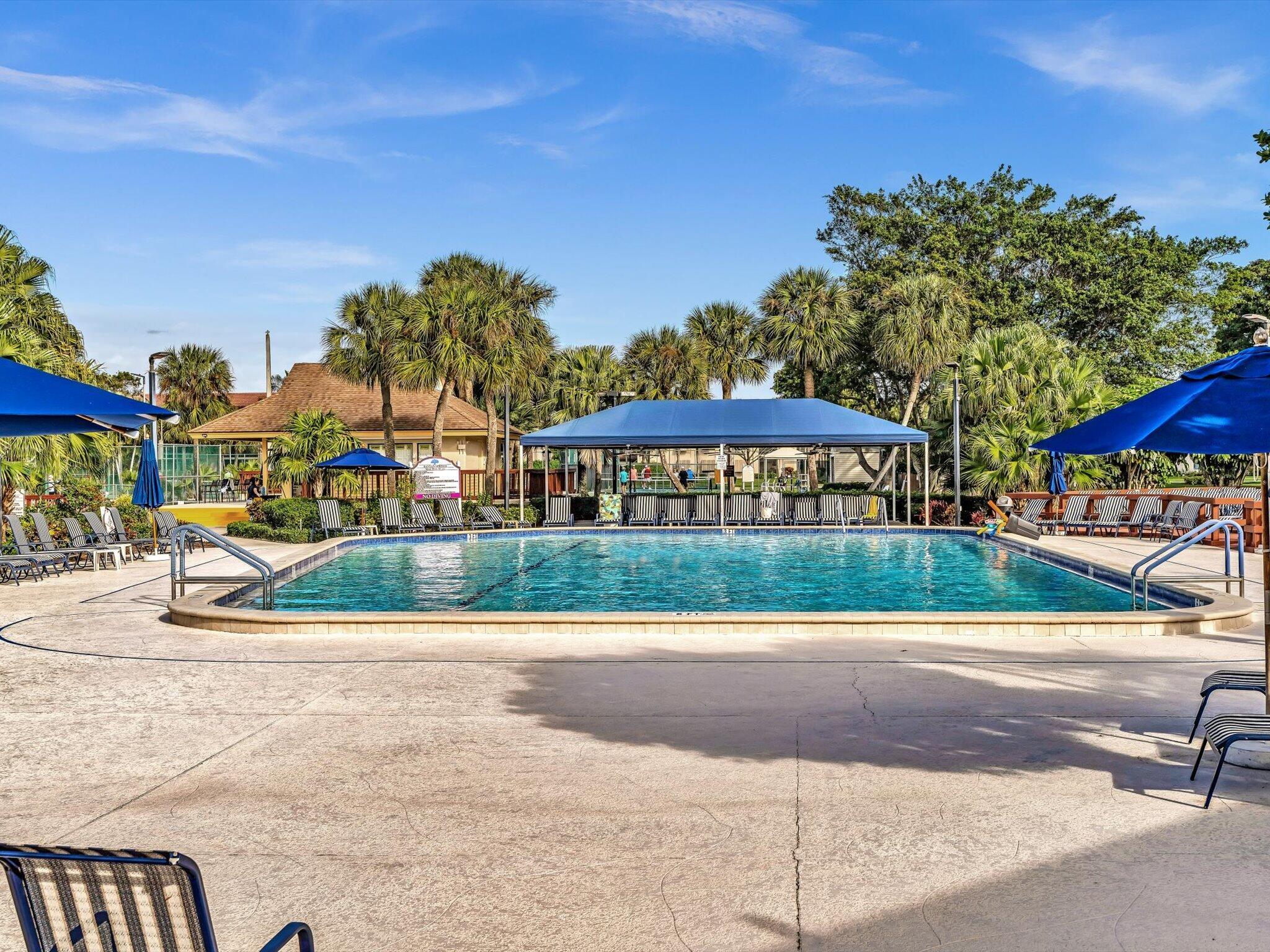LAKESIDE CONDO 3 OF BANYAN SPRINGS - Residential