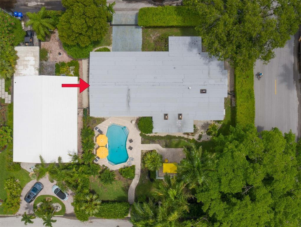 HOLLYWOOD LAKES SECTION - Residential