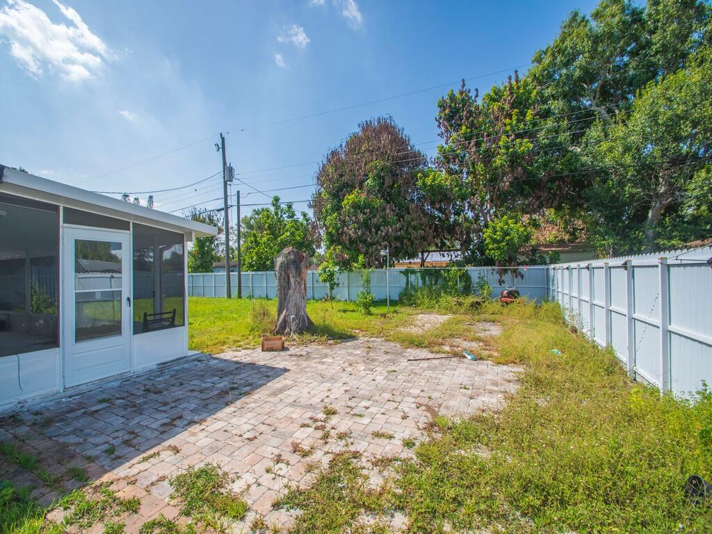 REPLAT OF PALM GARDENS - Residential