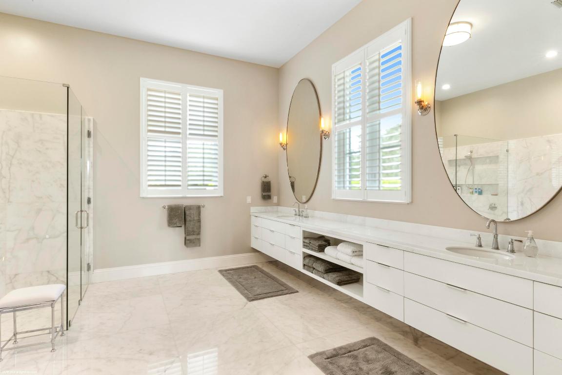 PALM BEACH POINT - Residential