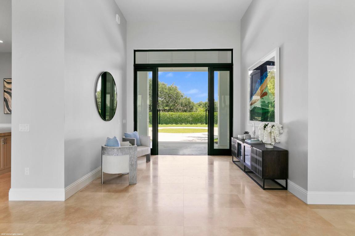 PALM BEACH POINT - Residential