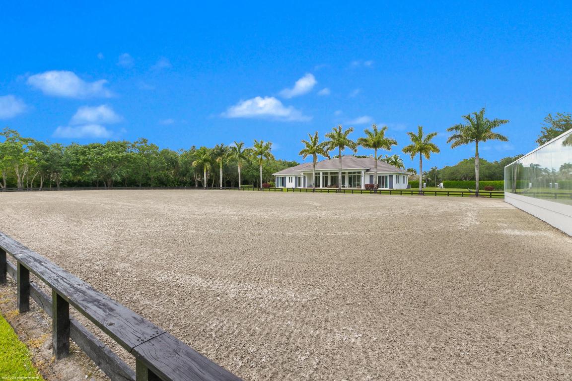 PALM BEACH POINT - Residential