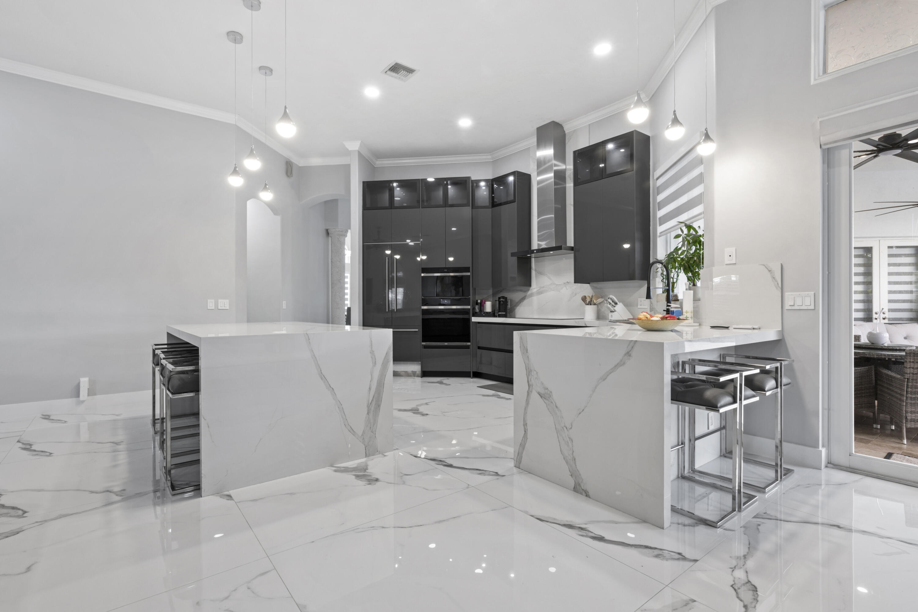 Acreage & Unrec - Residential