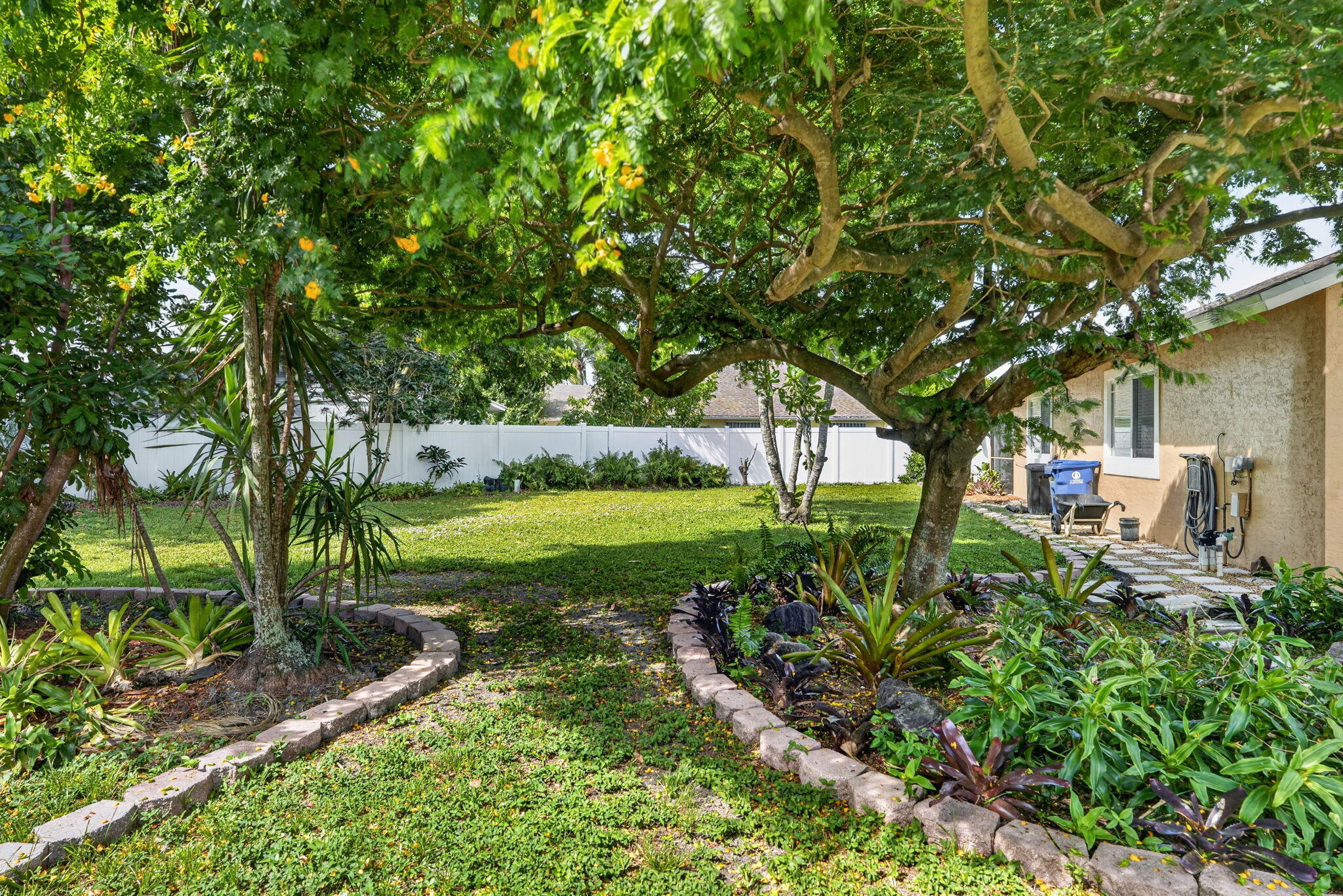 INDIAN CREEK PH 10 - Residential