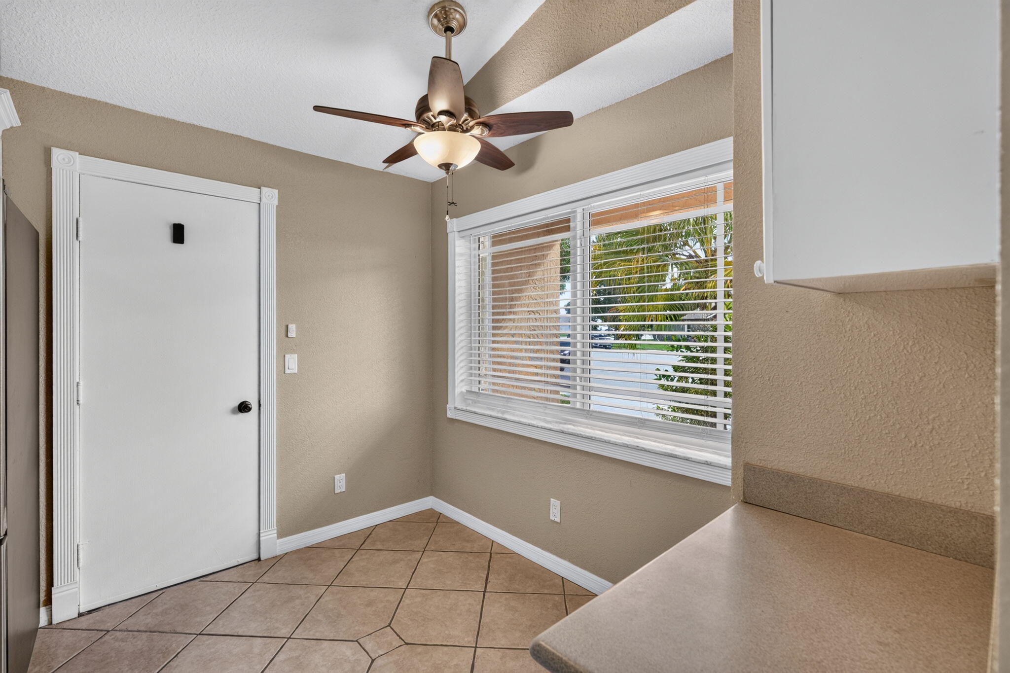 INDIAN CREEK PH 10 - Residential