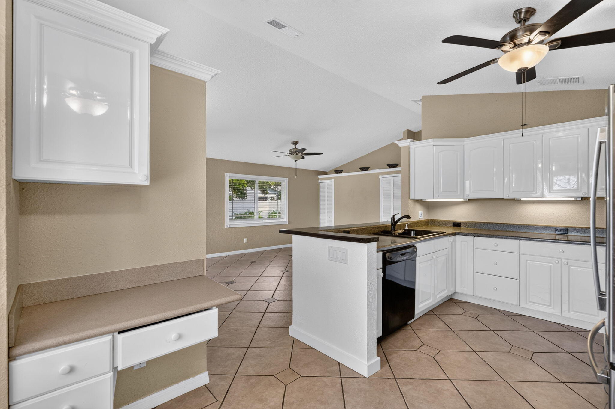 INDIAN CREEK PH 10 - Residential