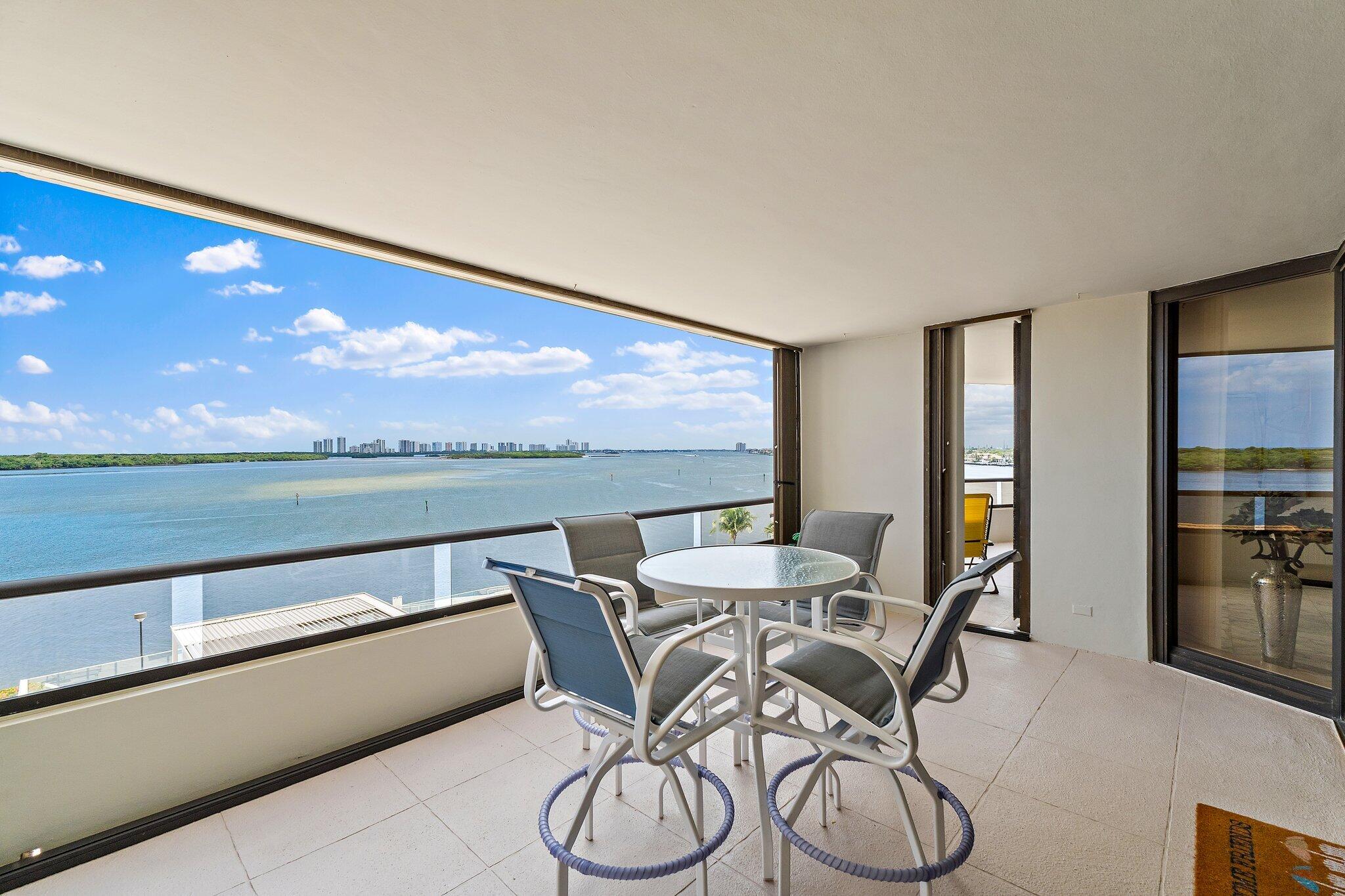 OLD PORT COVE LAKE POINT TOWER CONDO - Residential