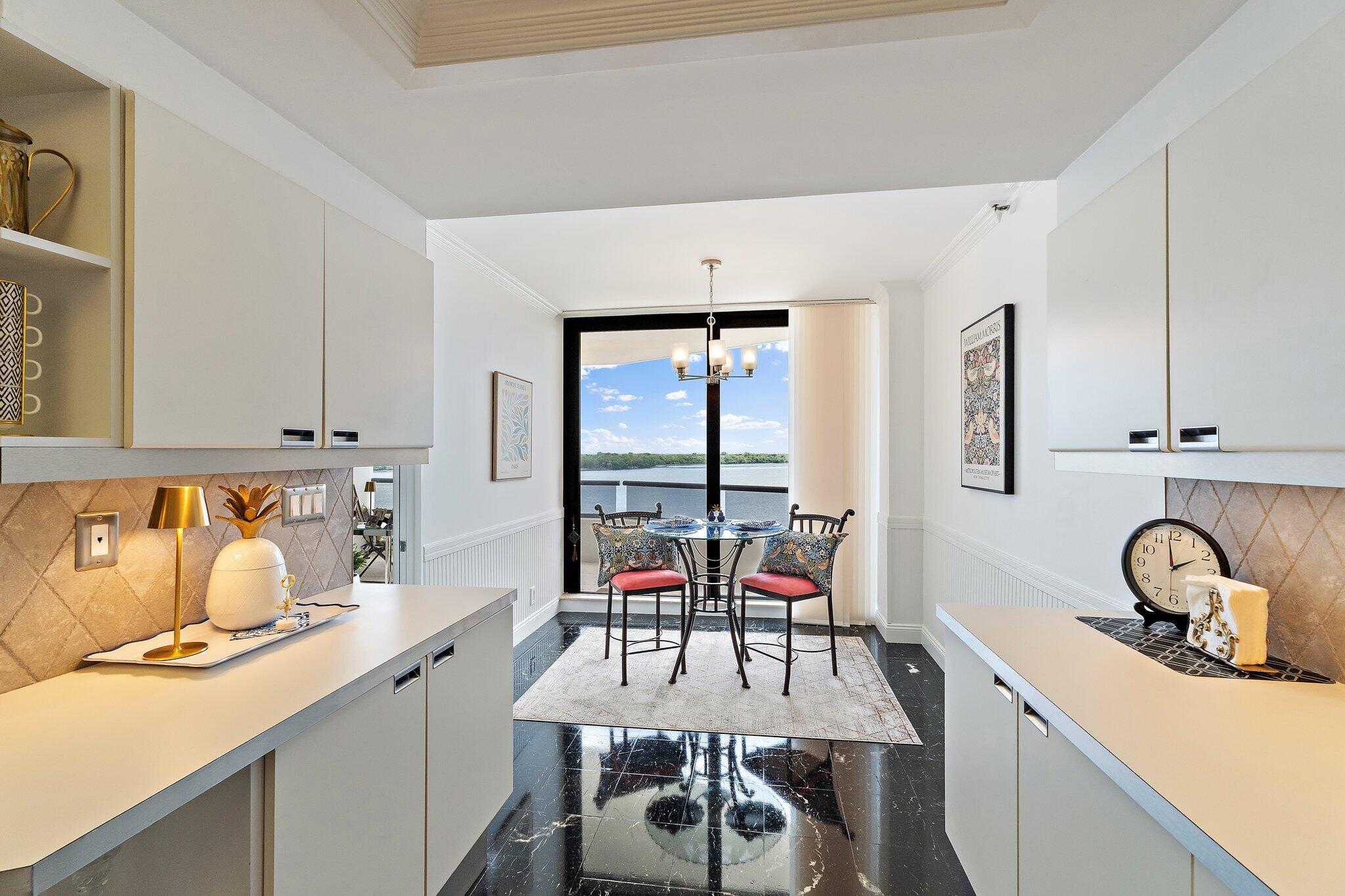 OLD PORT COVE LAKE POINT TOWER CONDO - Residential
