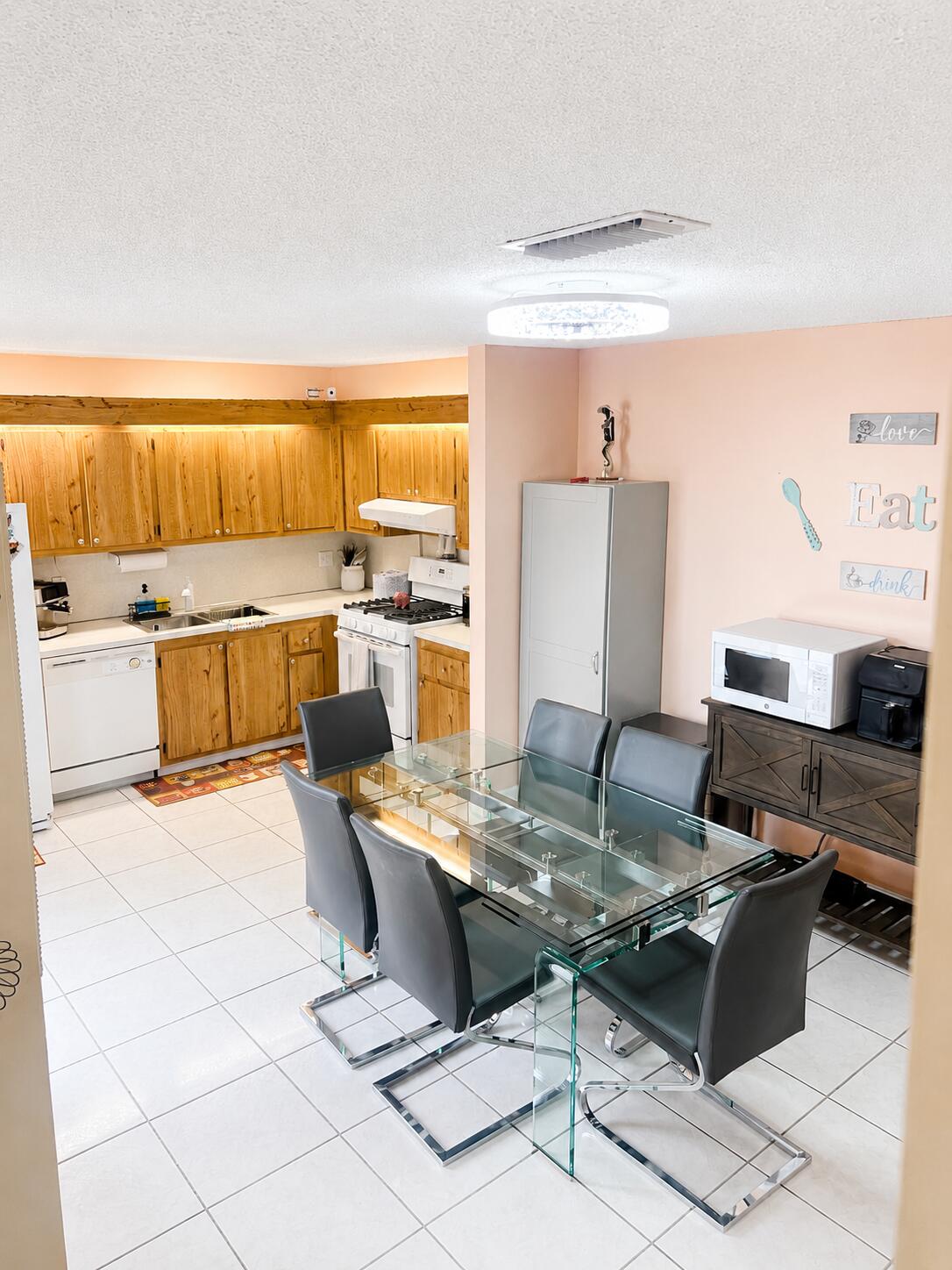 WOODLANDS OF PALM SPRINGS - Residential
