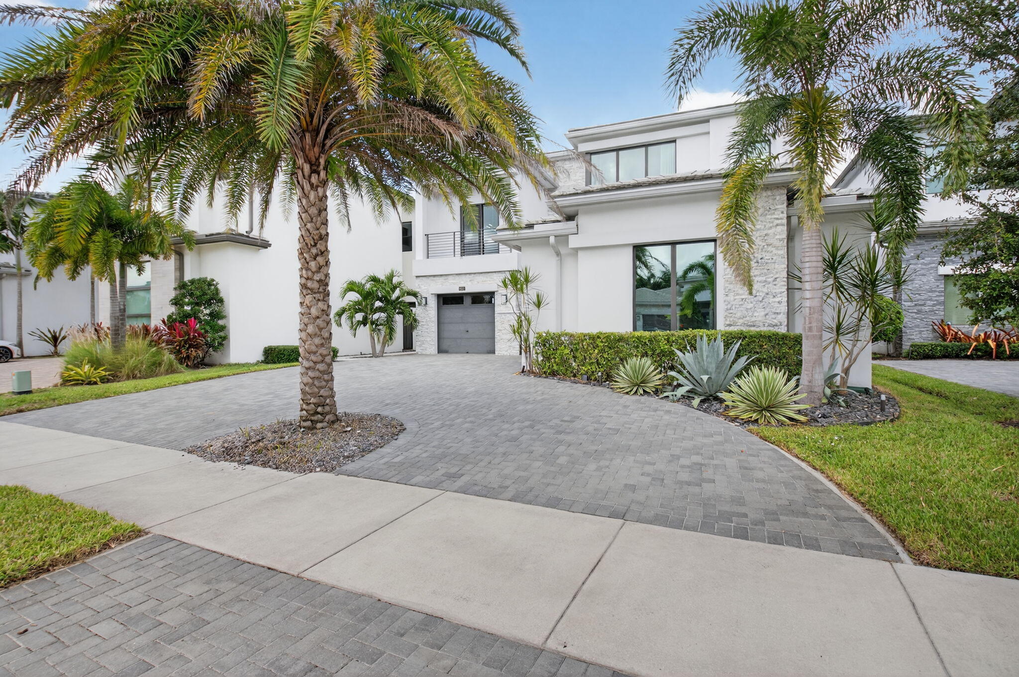 BOCA BRIDGES - Residential