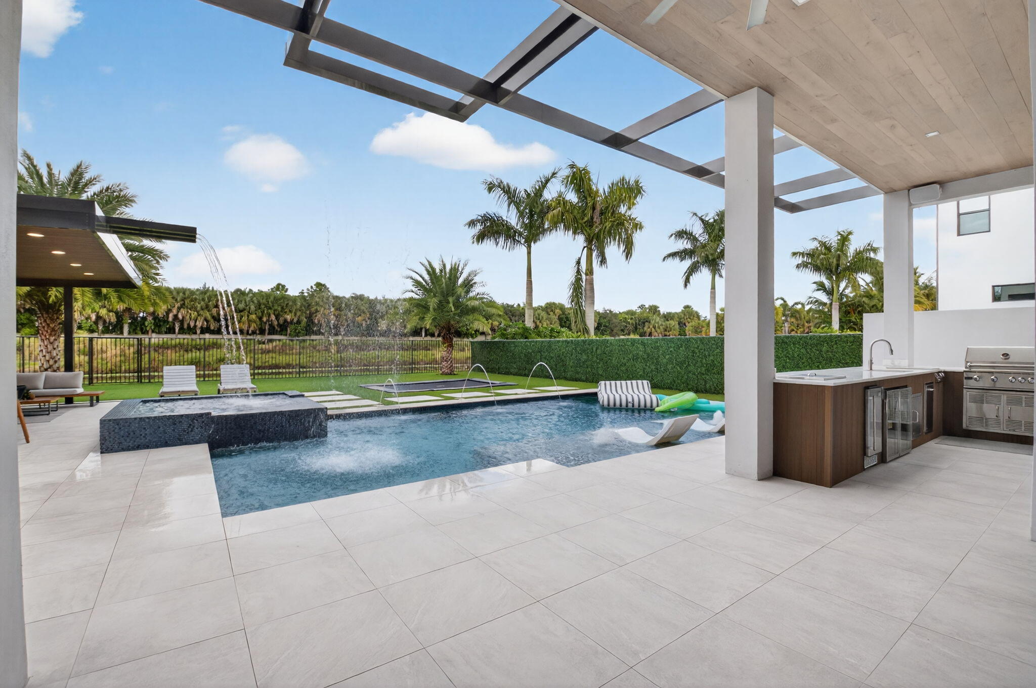 BOCA BRIDGES - Residential