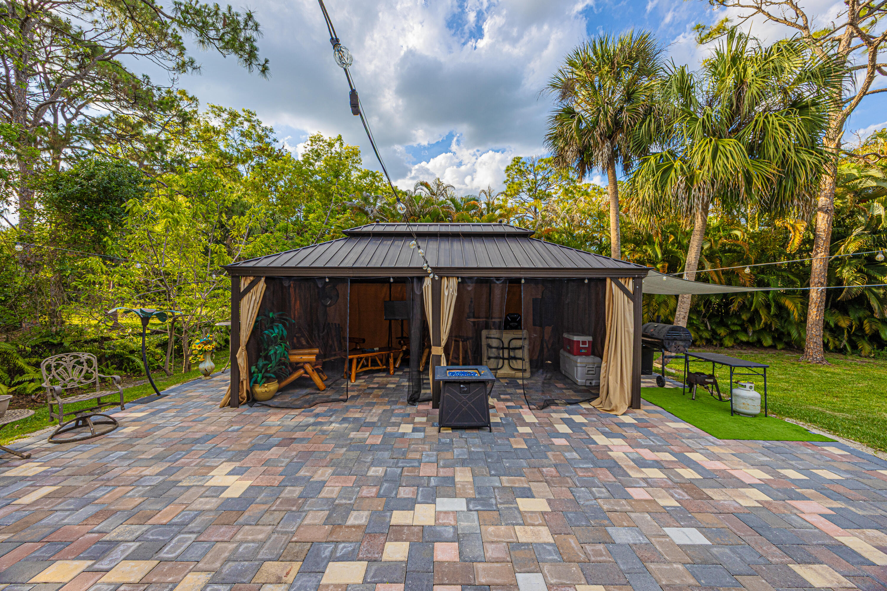 Acreage - Residential