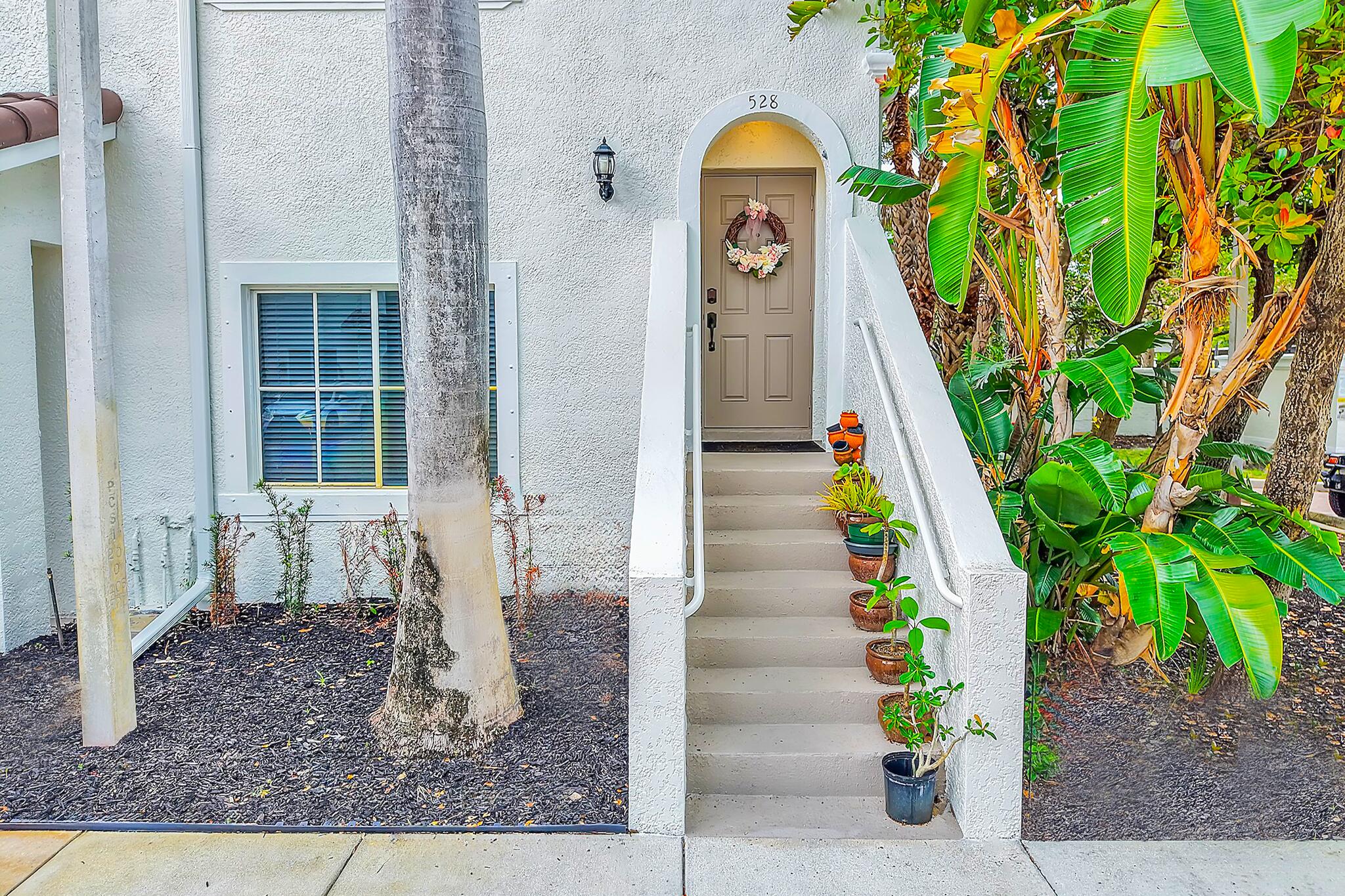 BAYFRONT OF BOYNTON BEACH CONDO - Residential
