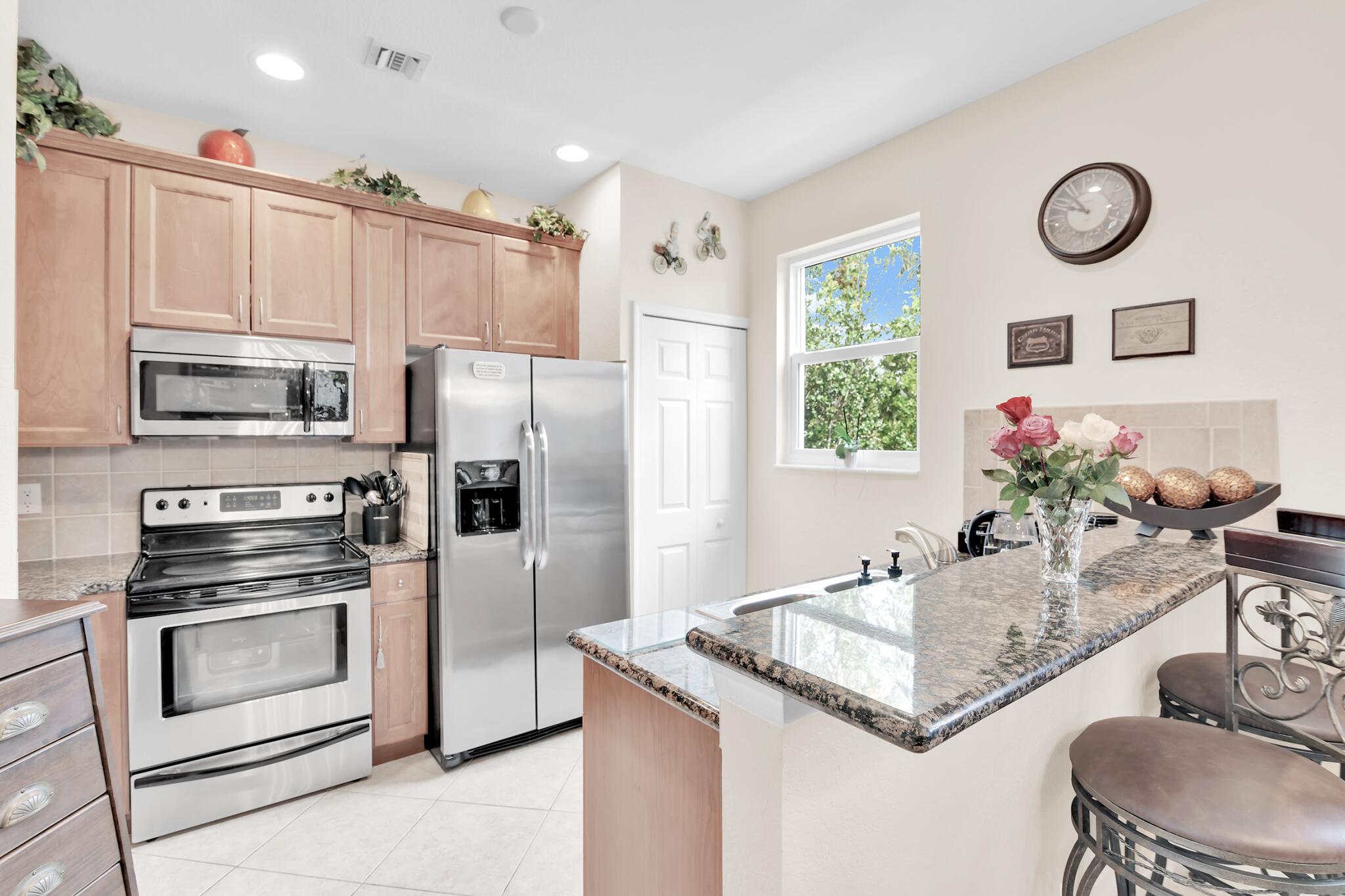 BAYFRONT OF BOYNTON BEACH CONDO - Residential