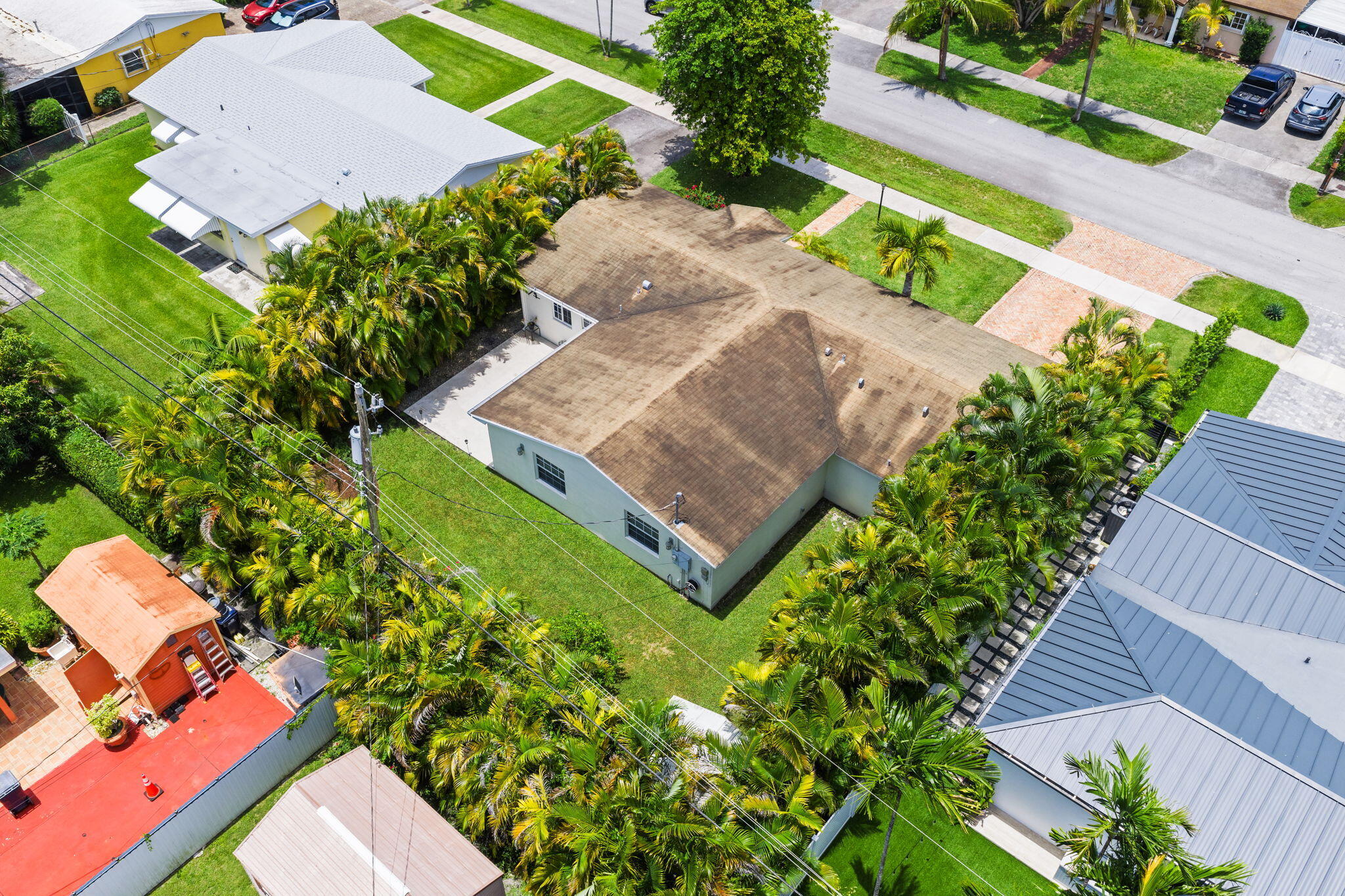 CORAL PK EST SEC 6 - Residential