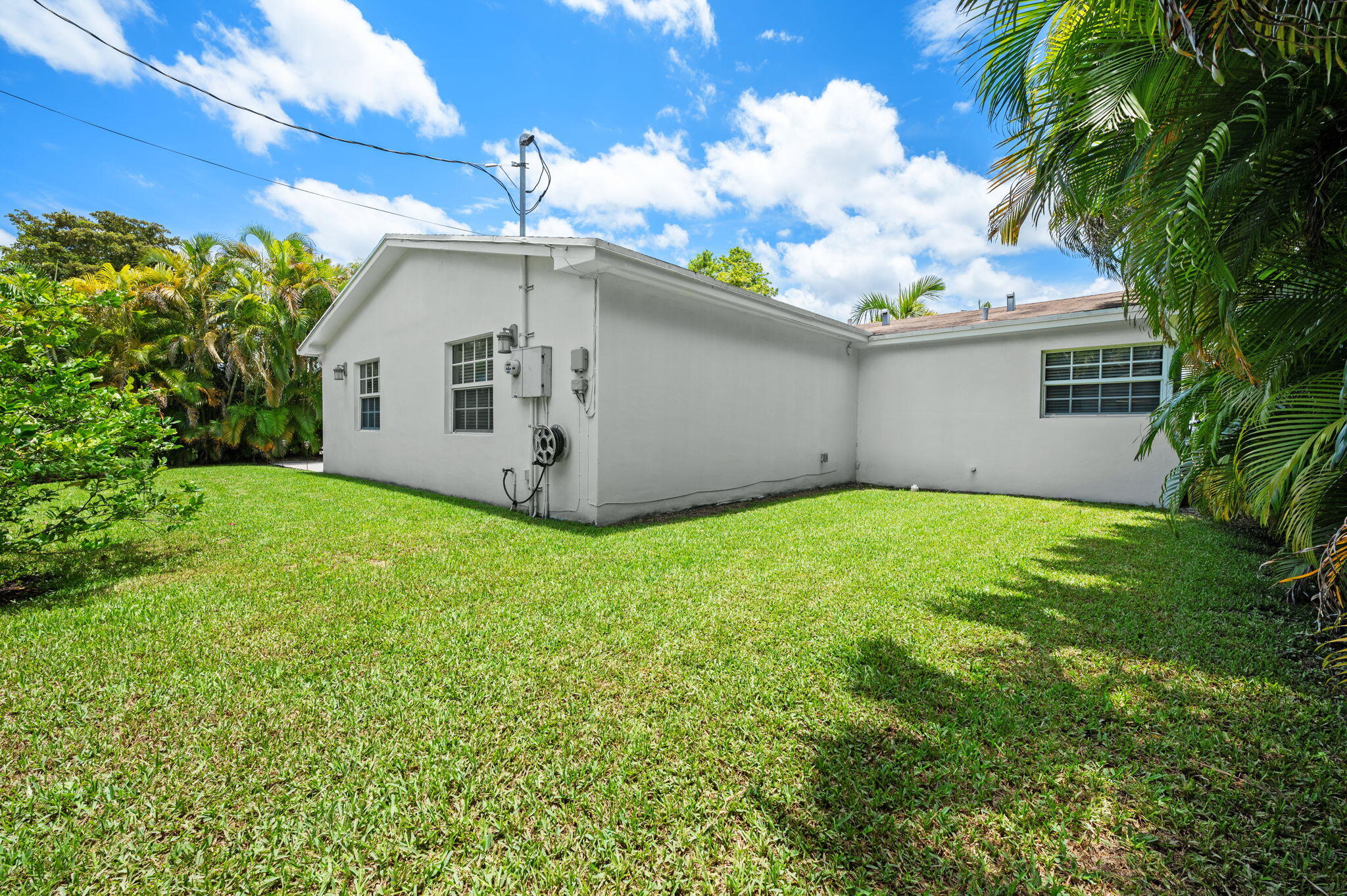 CORAL PK EST SEC 6 - Residential