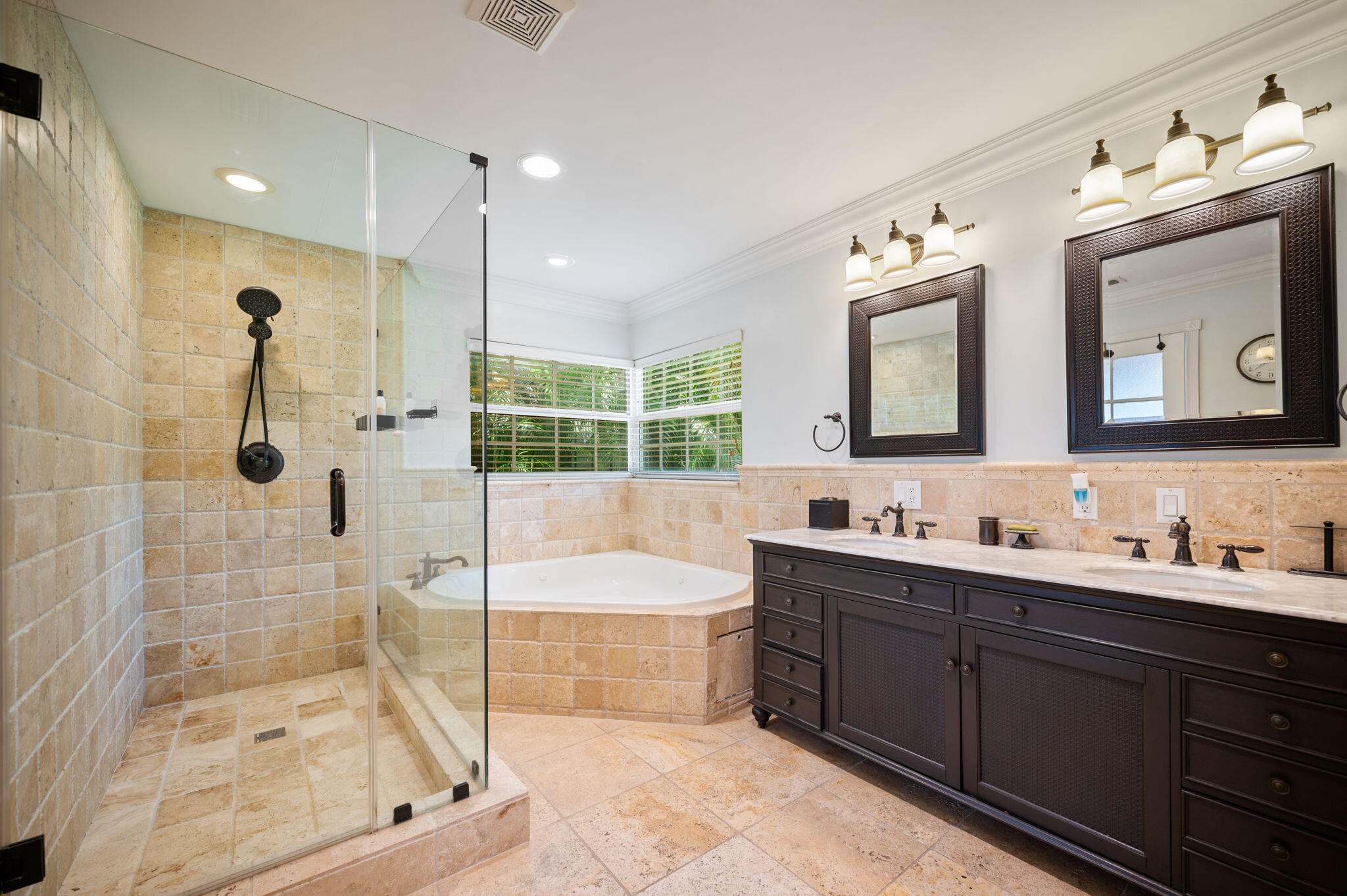 CORAL PK EST SEC 6 - Residential