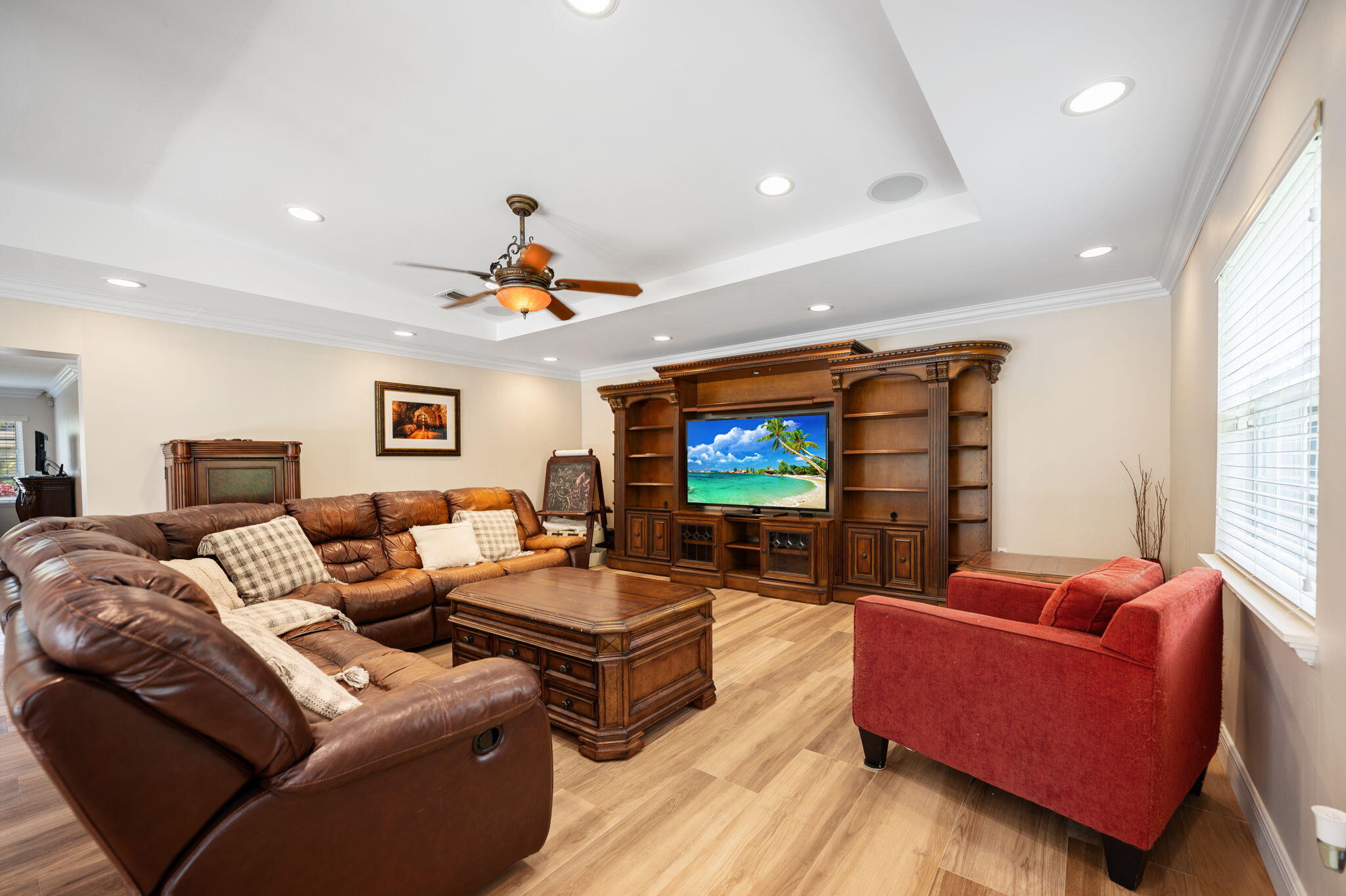 CORAL PK EST SEC 6 - Residential