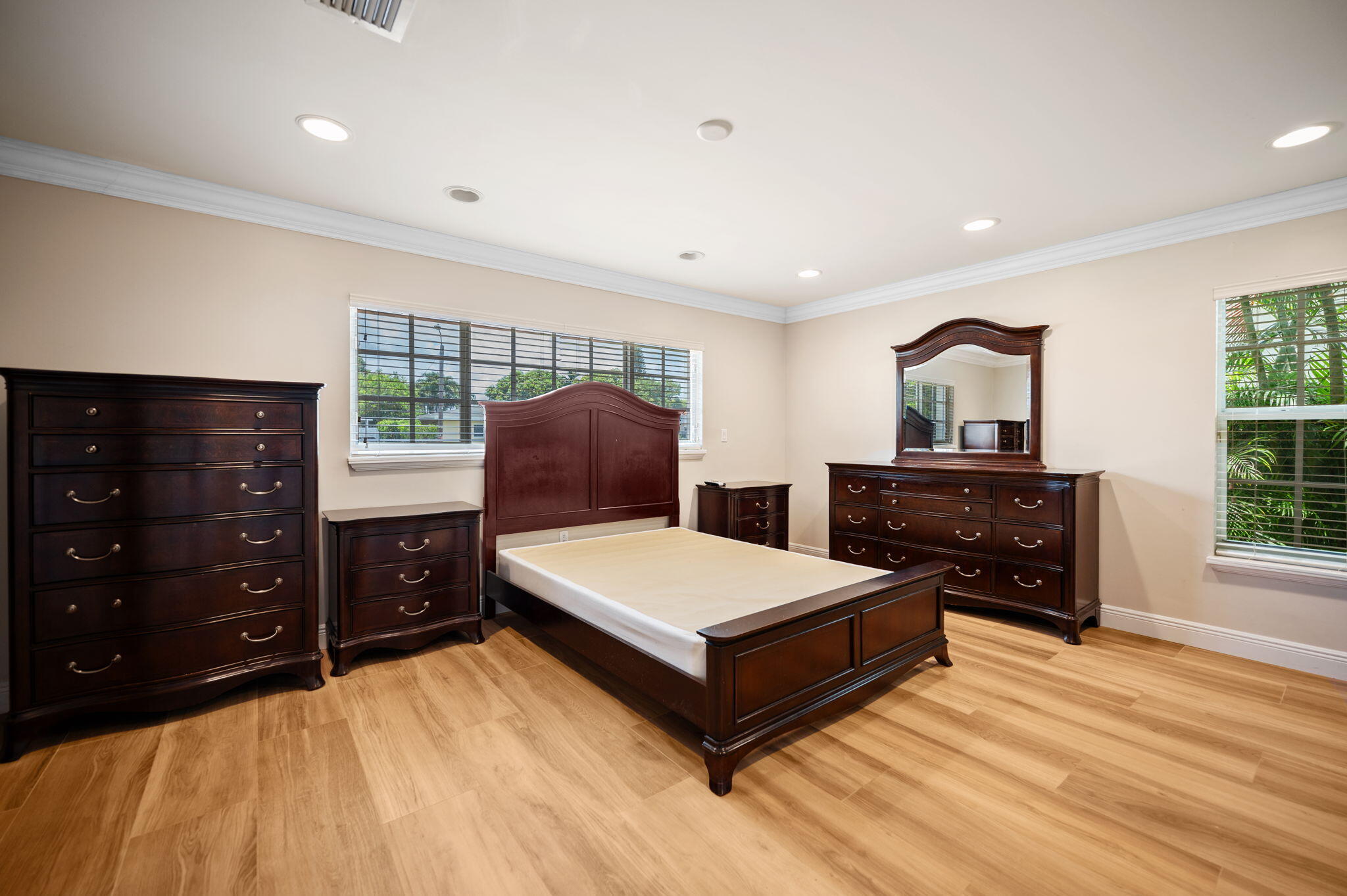CORAL PK EST SEC 6 - Residential