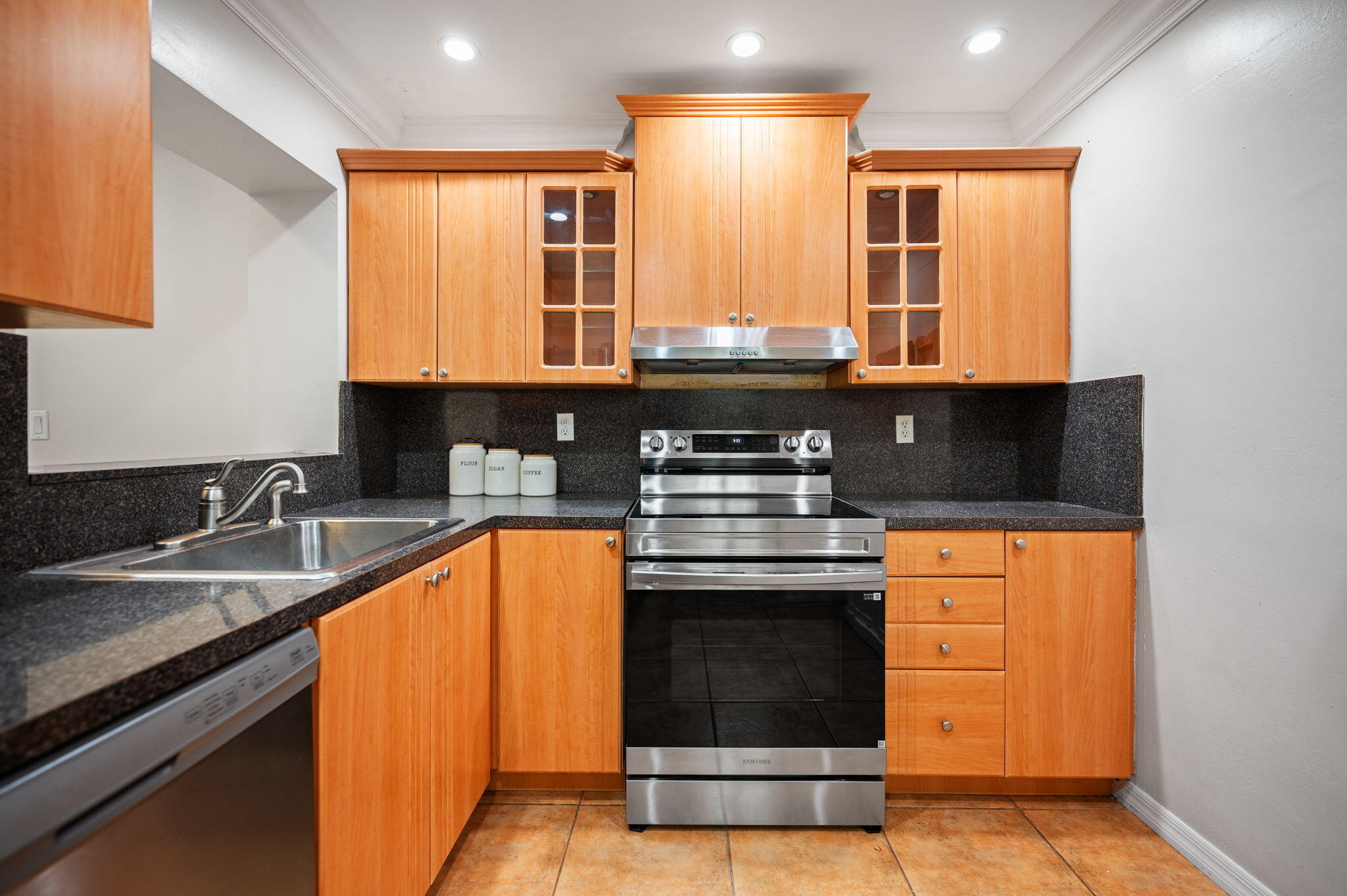 CORAL PK EST SEC 6 - Residential