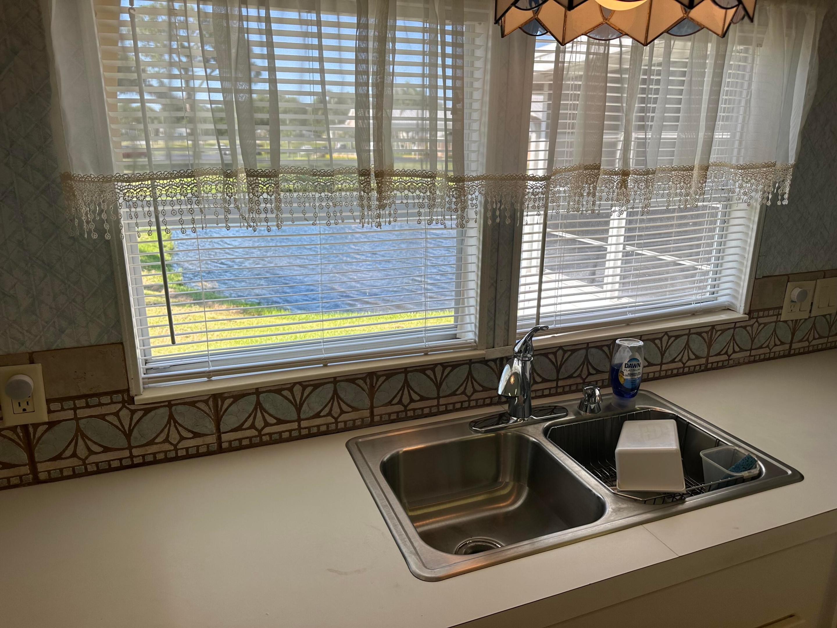 Tropical Isles - Residential