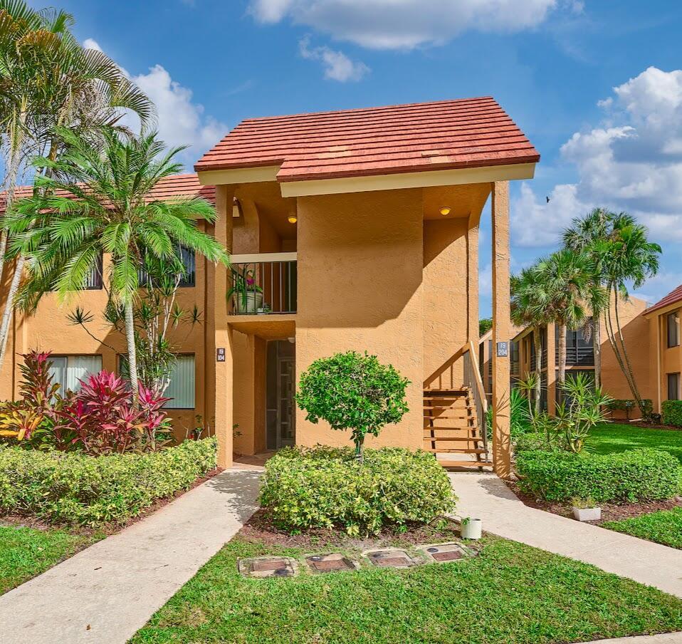 Indian Spring, GREEN LAKES - Residential