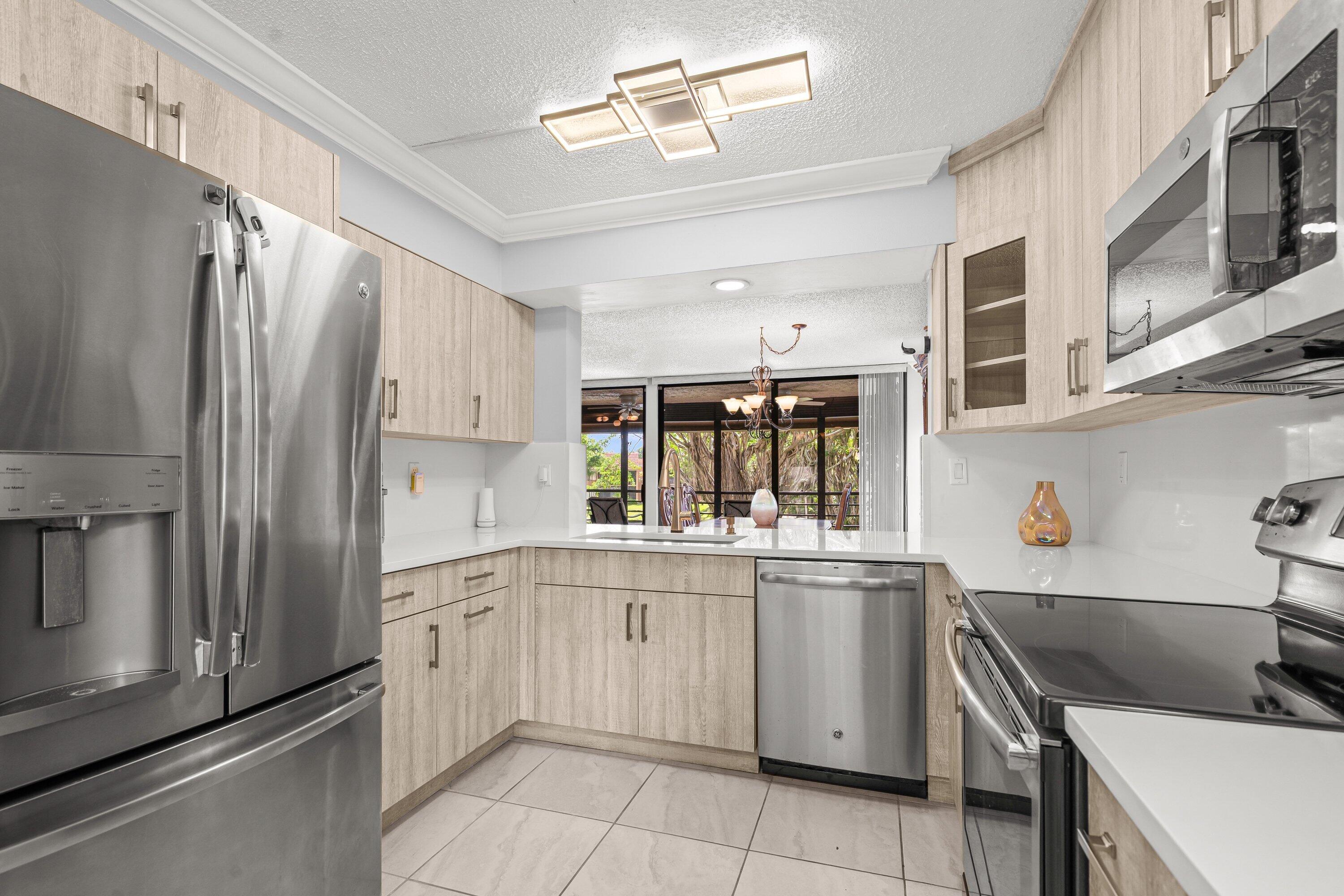 Indian Spring, GREEN LAKES - Residential