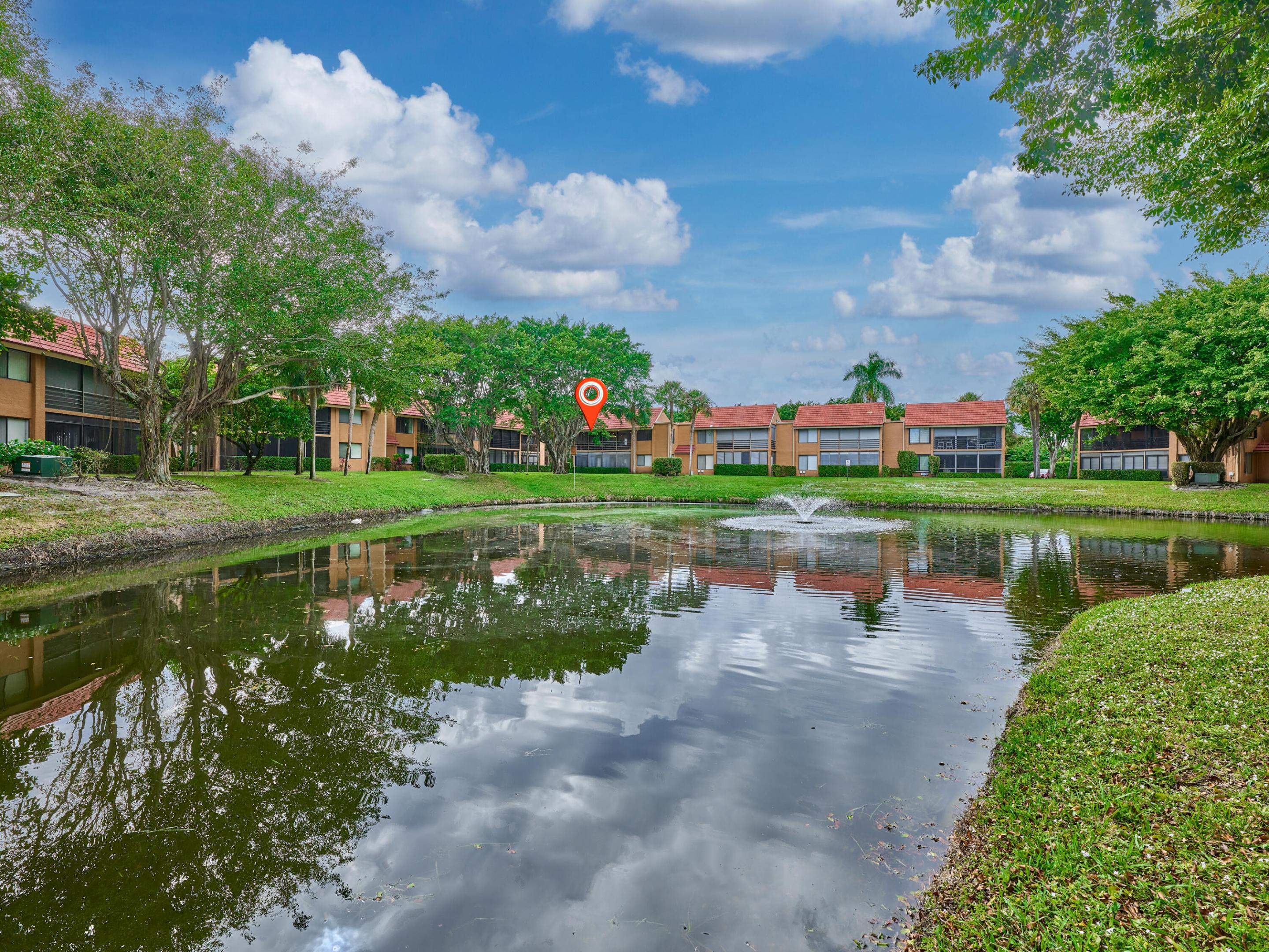 Indian Spring, GREEN LAKES - Residential