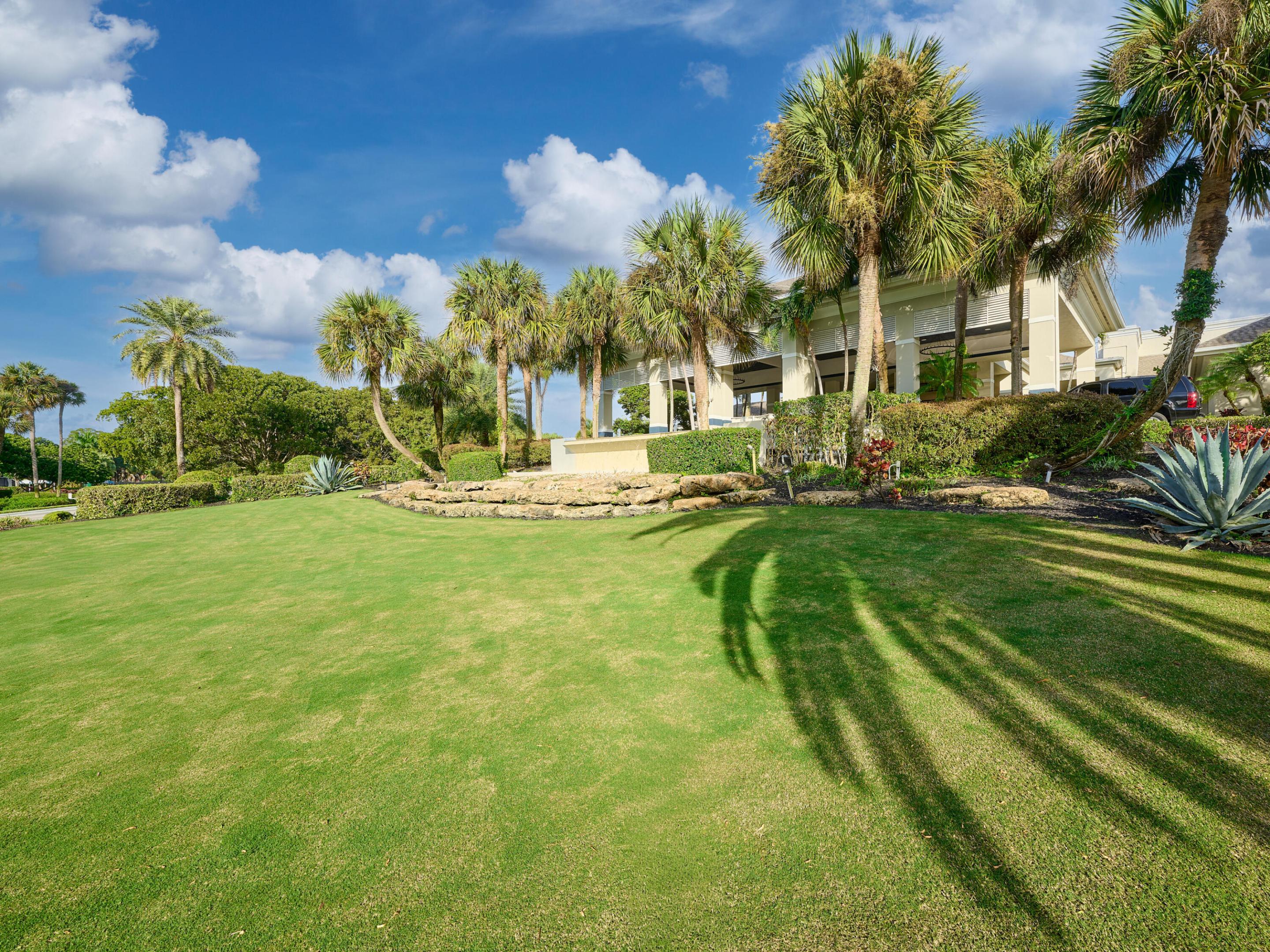 Indian Spring, GREEN LAKES - Residential