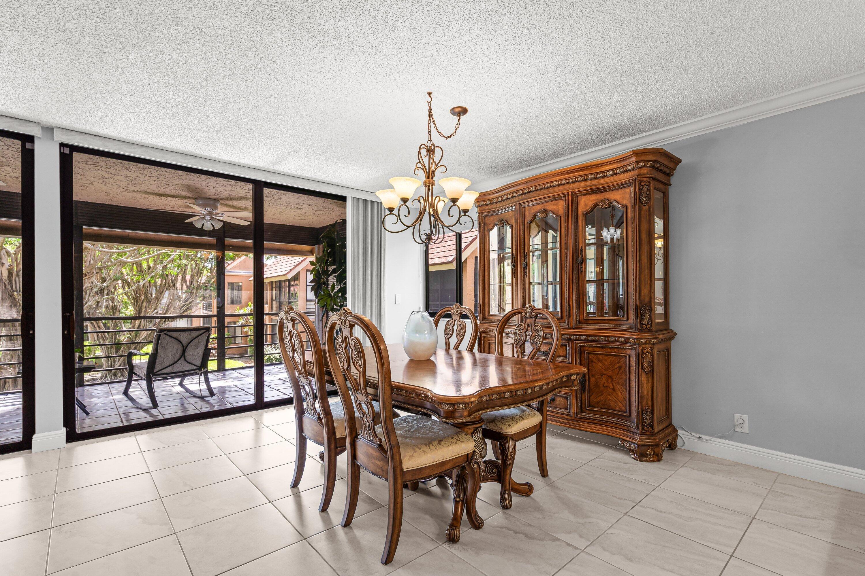 Indian Spring, GREEN LAKES - Residential