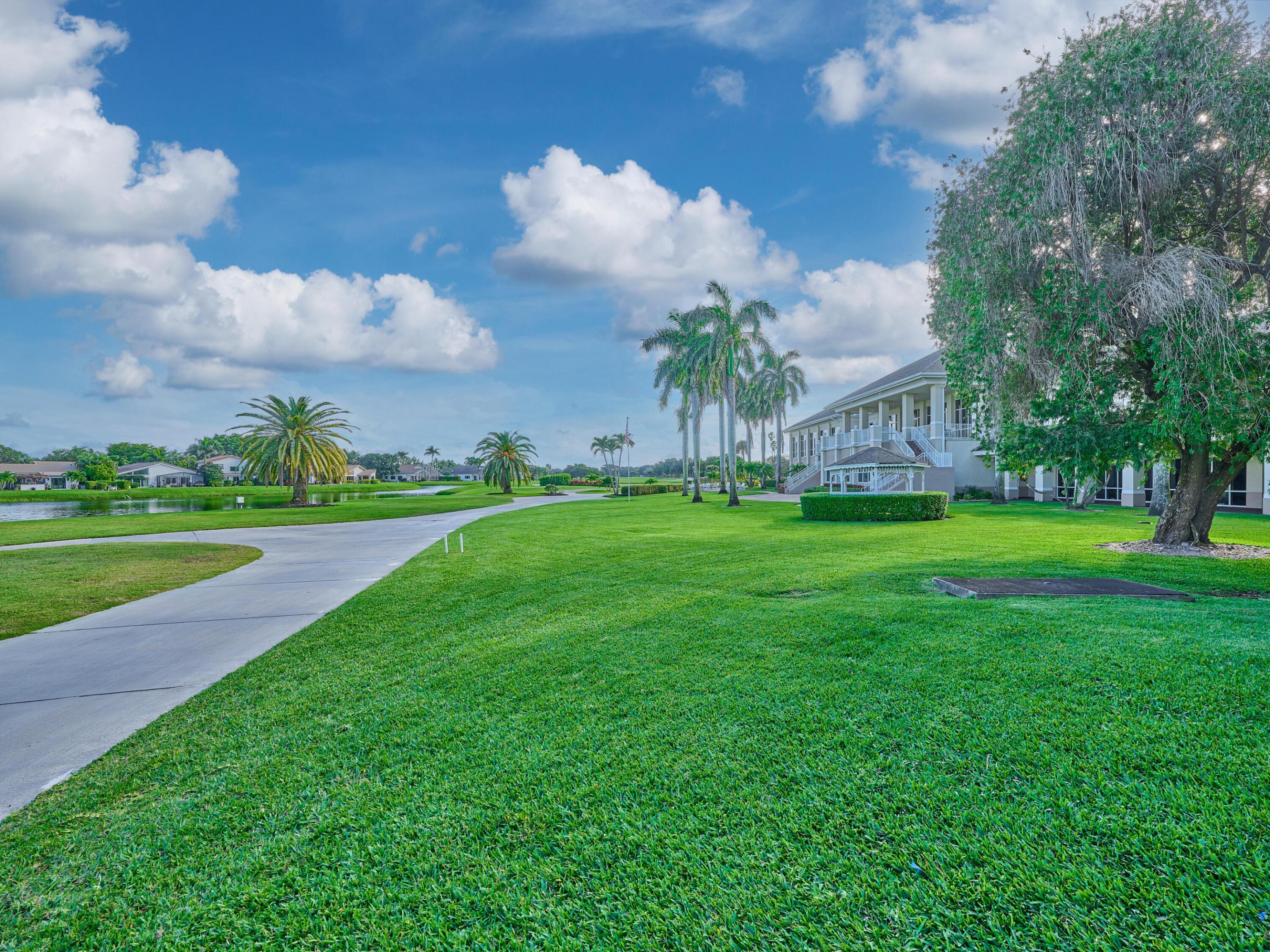 Indian Spring, GREEN LAKES - Residential