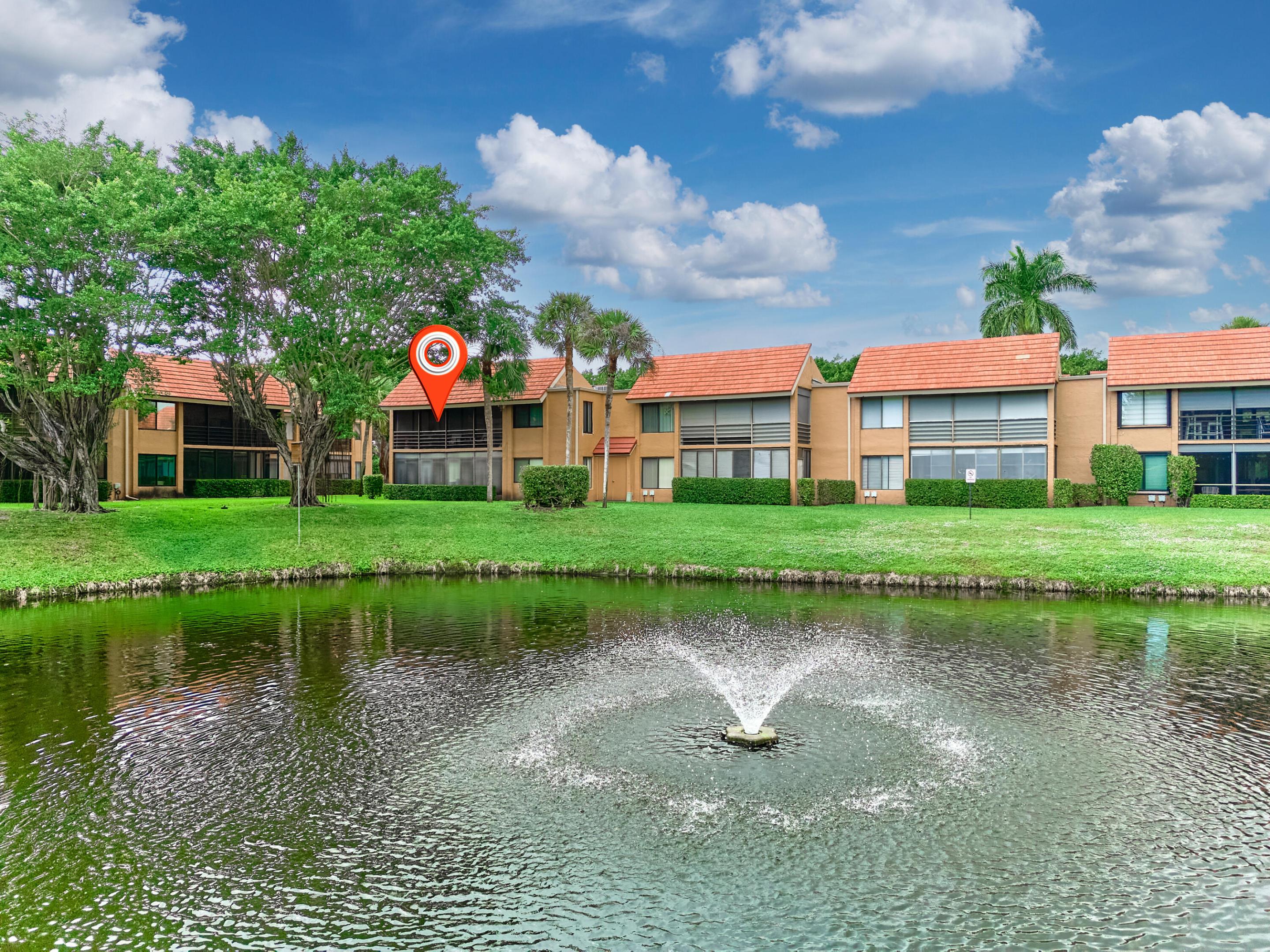 Indian Spring, GREEN LAKES - Residential