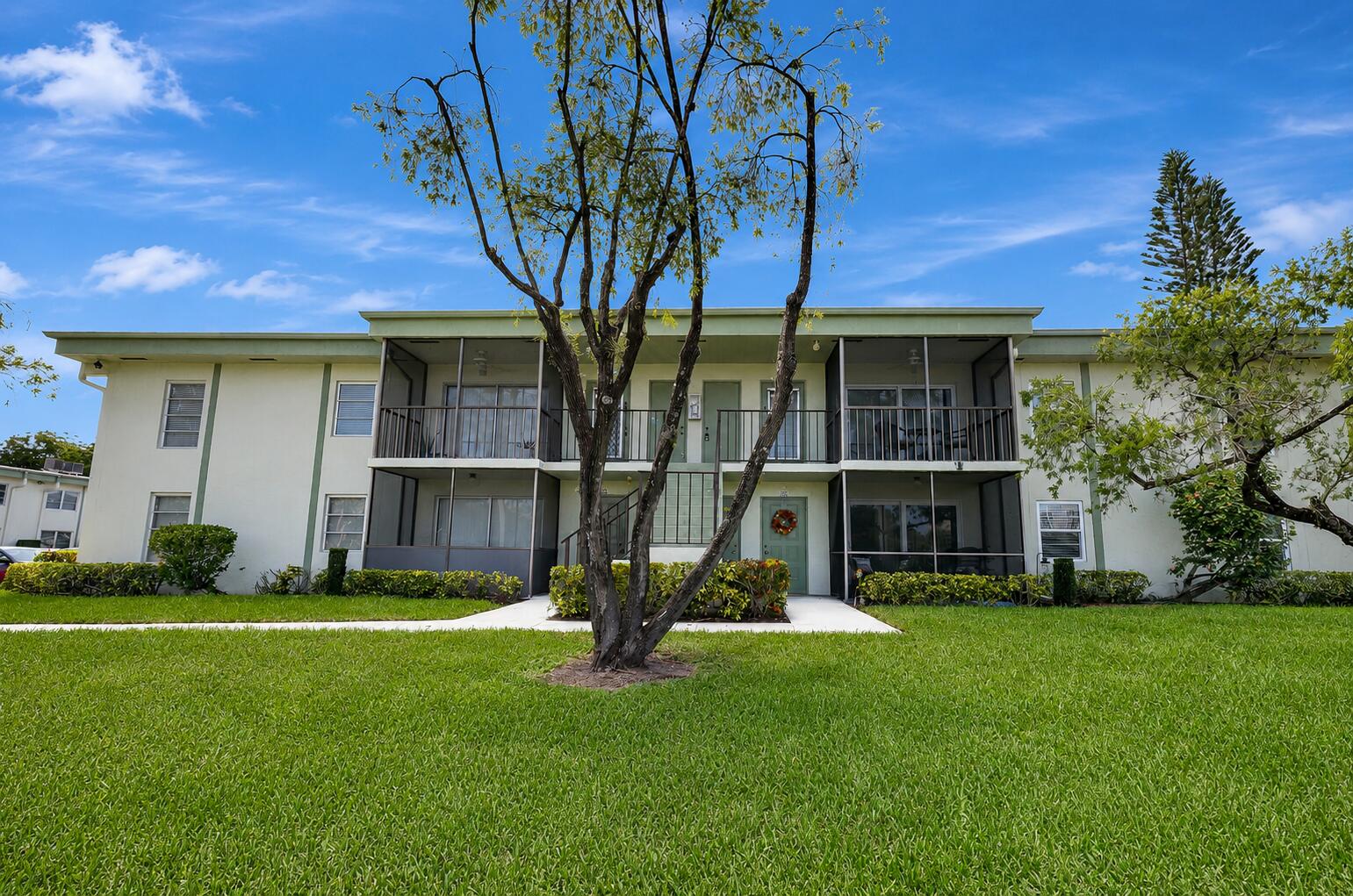 EVERGREEN CONDO - Residential