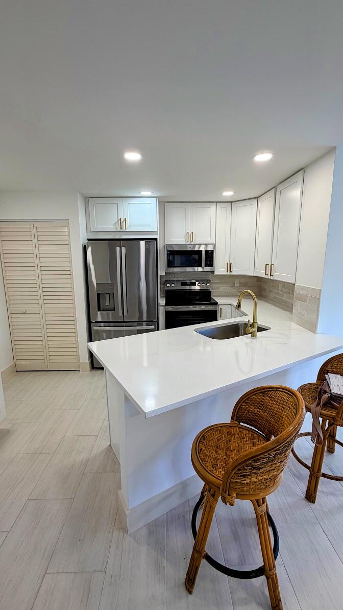 EVERGREEN CONDO - Residential
