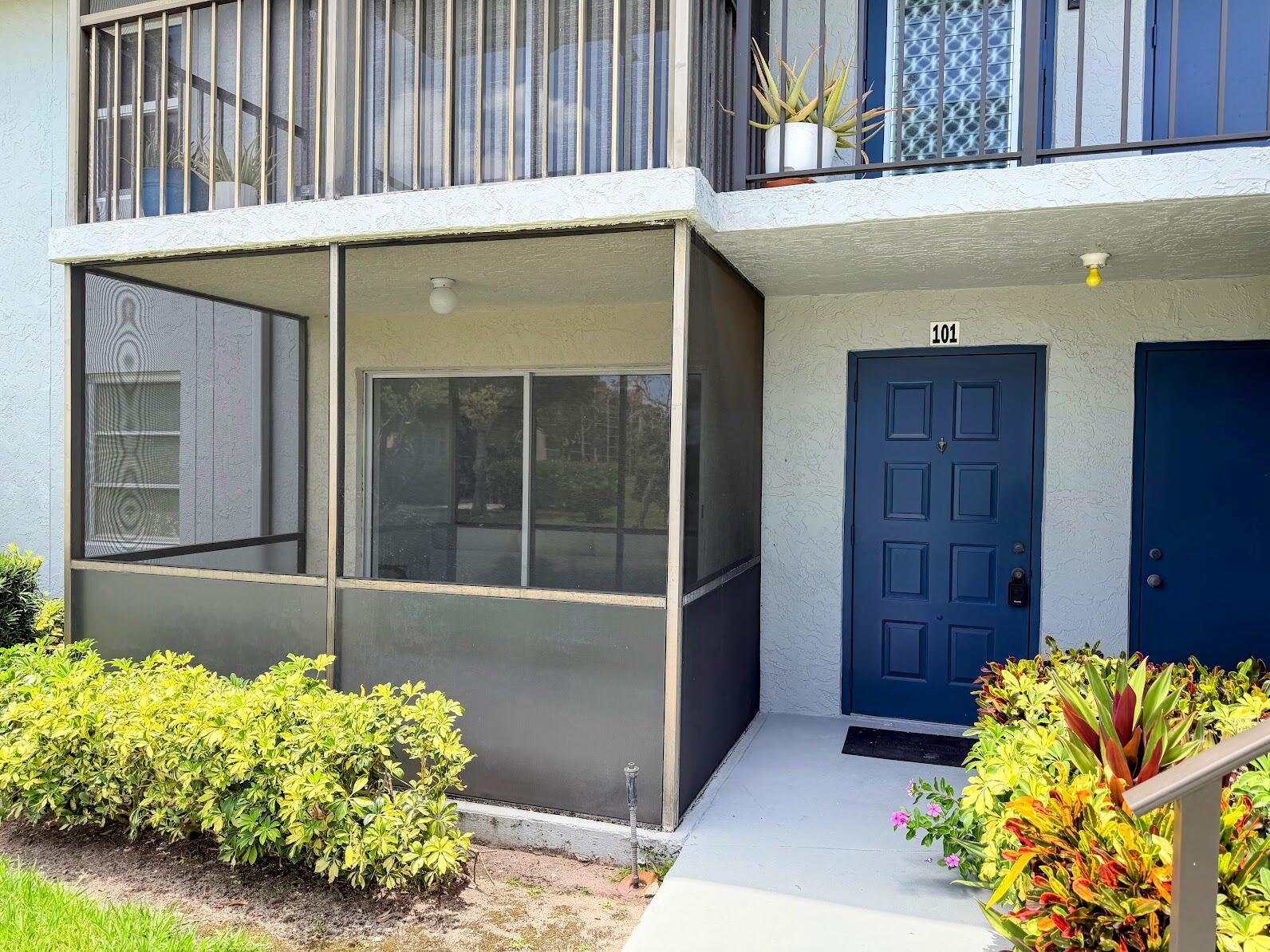 EVERGREEN CONDO - Residential