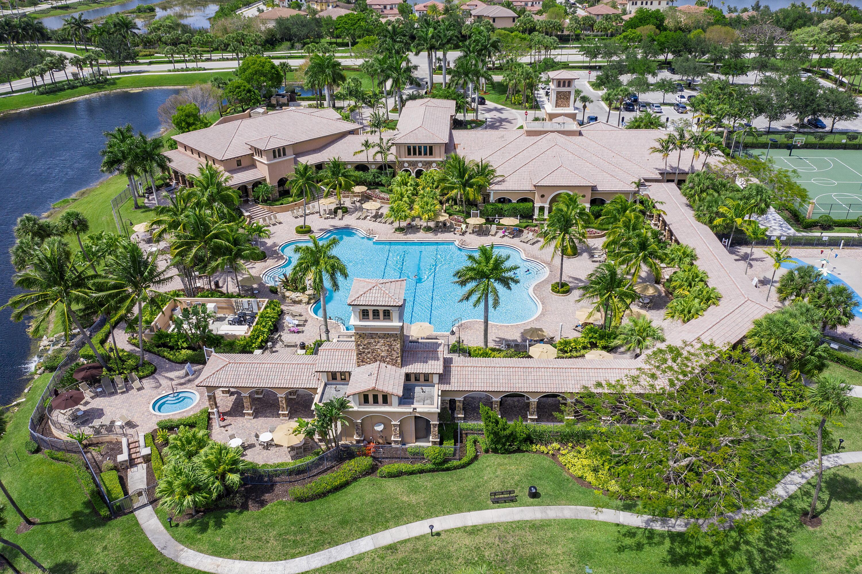L'Hermitage at Heron Bay - Residential