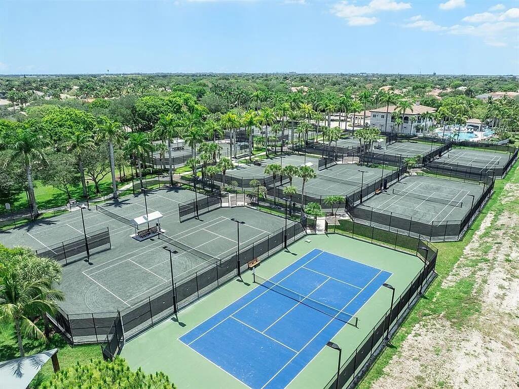 L'Hermitage at Heron Bay - Residential