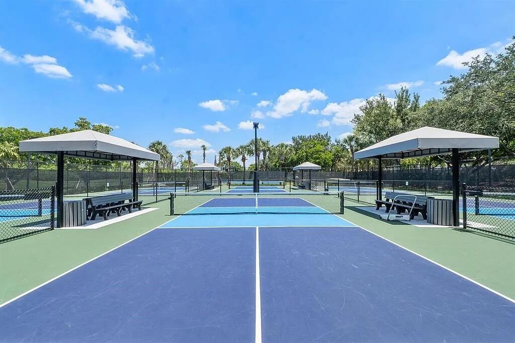 L'Hermitage at Heron Bay - Residential