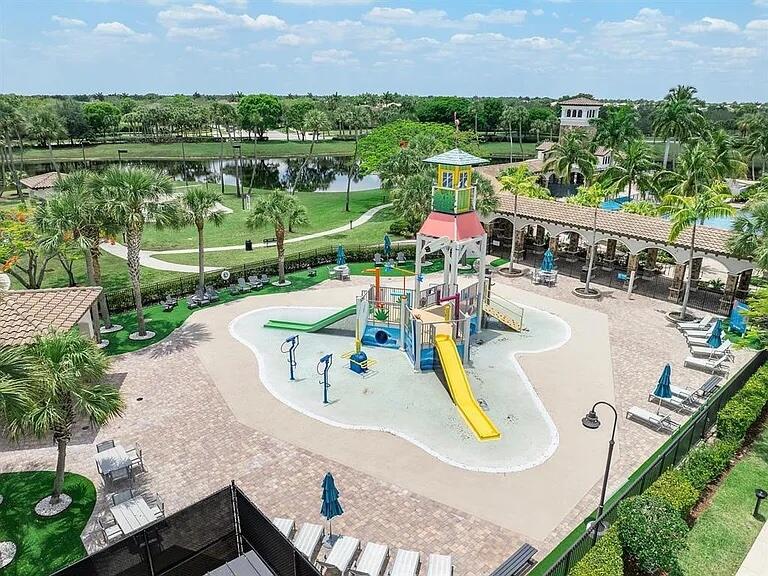 L'Hermitage at Heron Bay - Residential