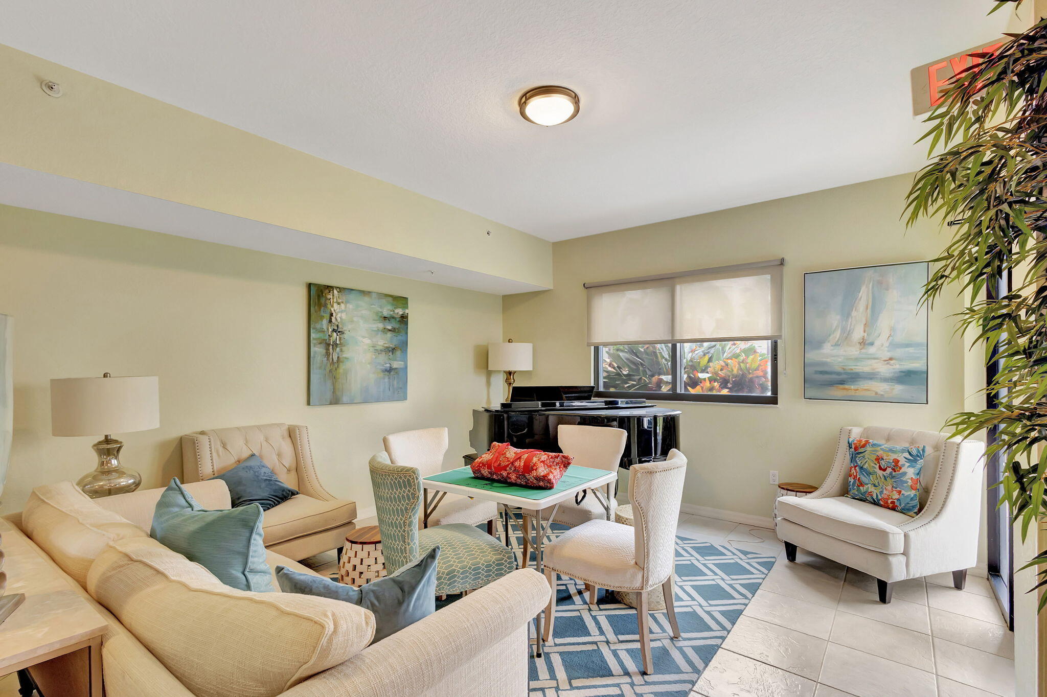 SEAMARK CONDO - Residential