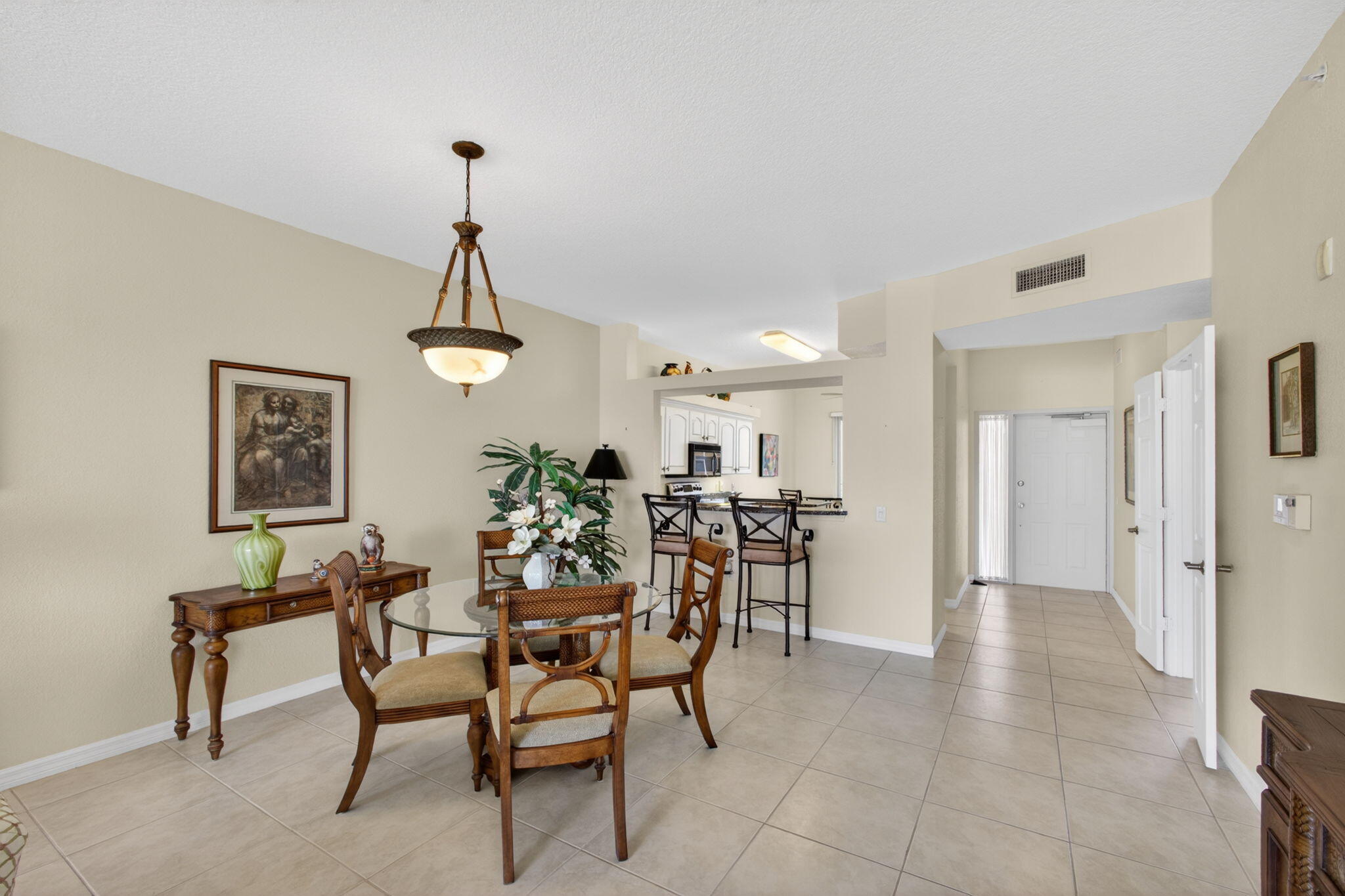 SEAMARK CONDO - Residential
